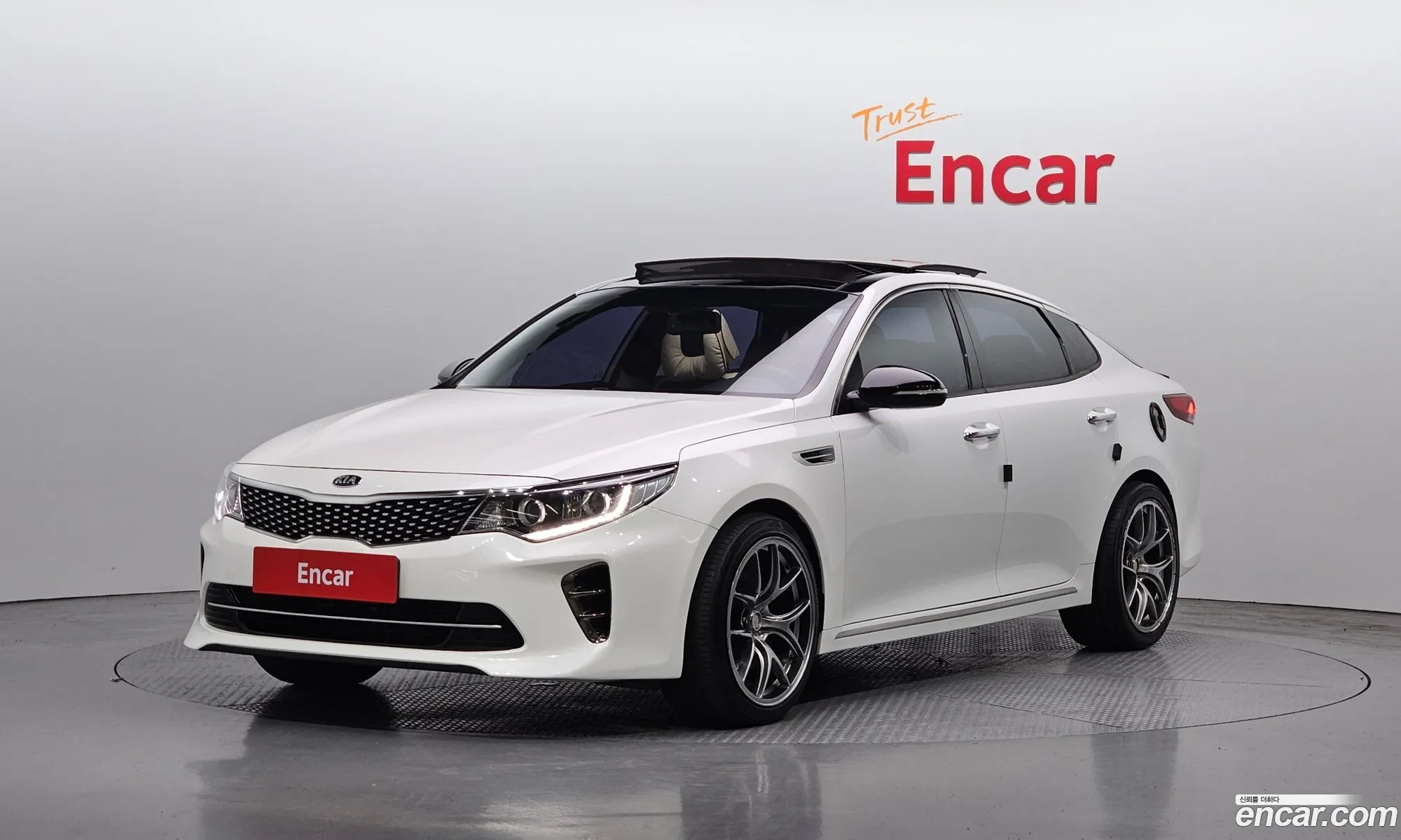 Kia K5 Ii 20Sx 2016 - фотография 11190538