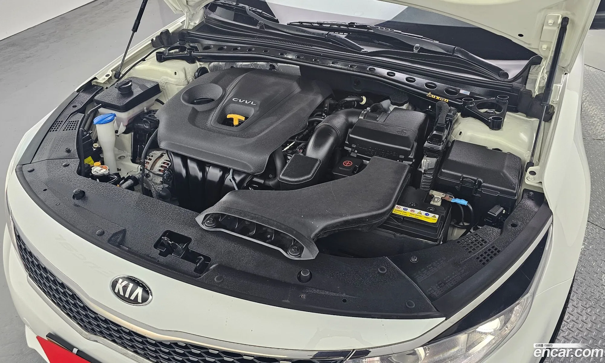 Kia K5 Ii 20Sx 2016 - фотография 11190543