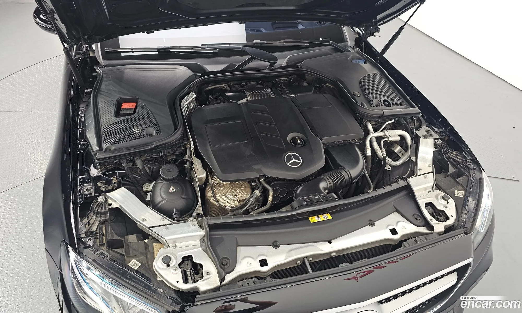 Mercedes-Benz E-Klasse V W213 S213 C238 E220D Cabriolet 2018 - фотография 12092974