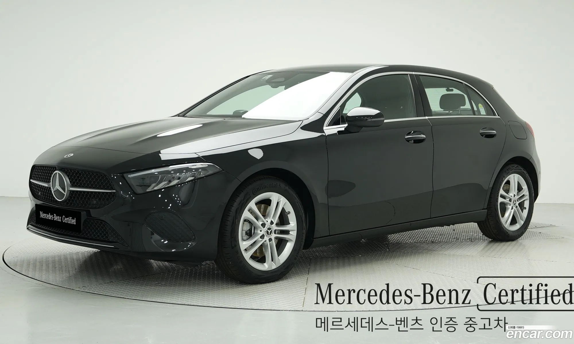 Mercedes-Benz A-Klasse A220 Hatchback 2024 - фотография 13535828