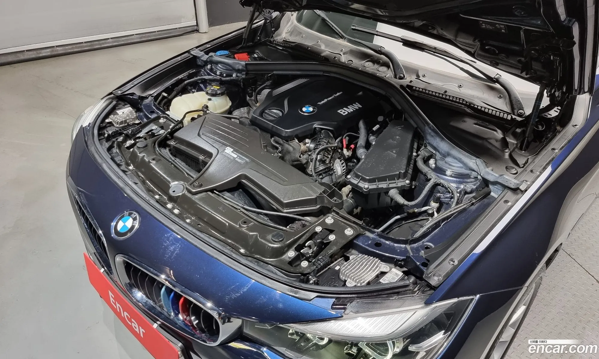 BMW 6Er Gt 320D 2018 - фотография 14662428