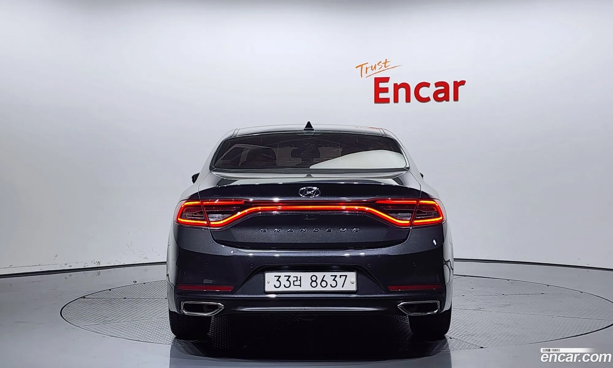 Hyundai Grandeur 24 Premium 2017 - фотография 12126157