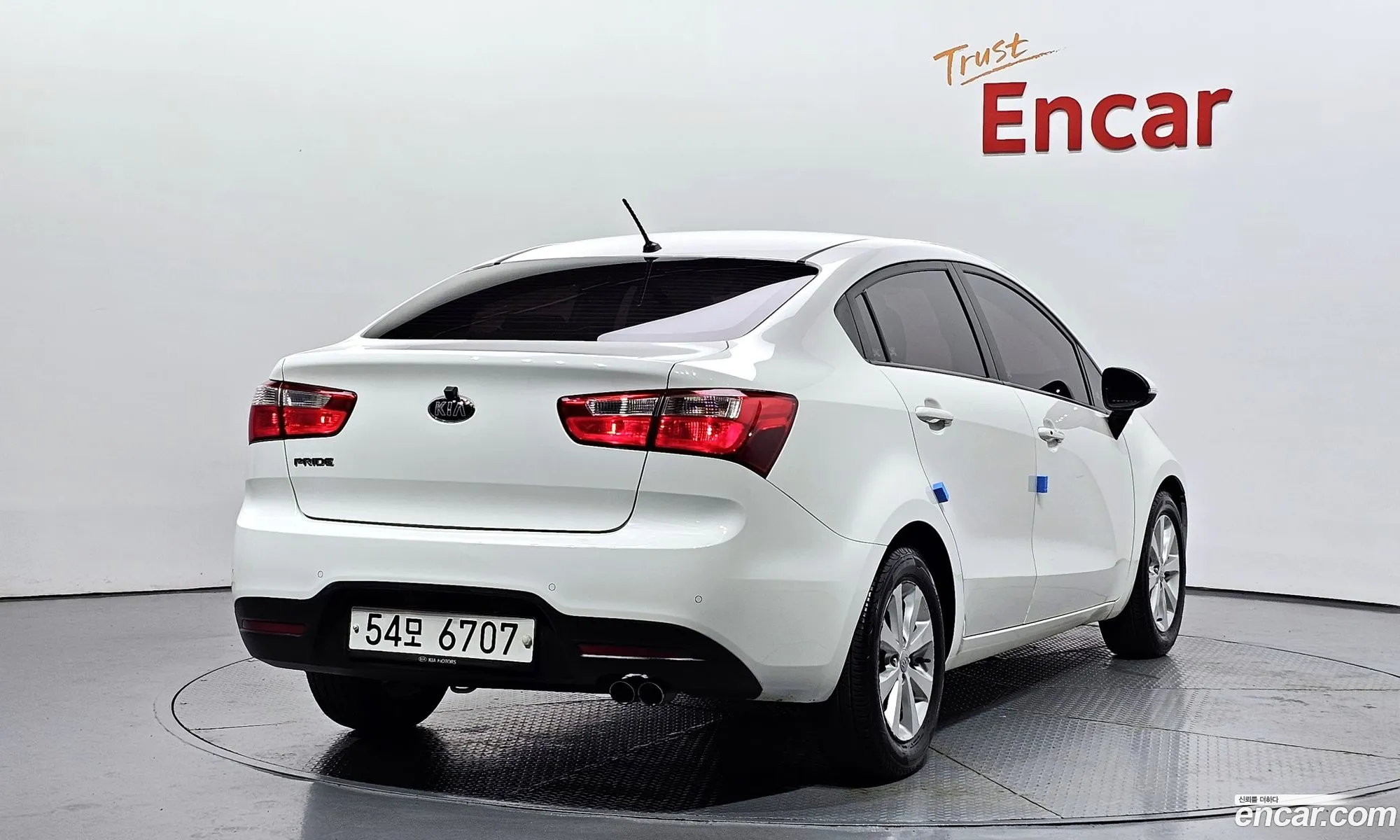 Kia Pride Iii 16 Gdi Sedan 2014 - фотография 15633296