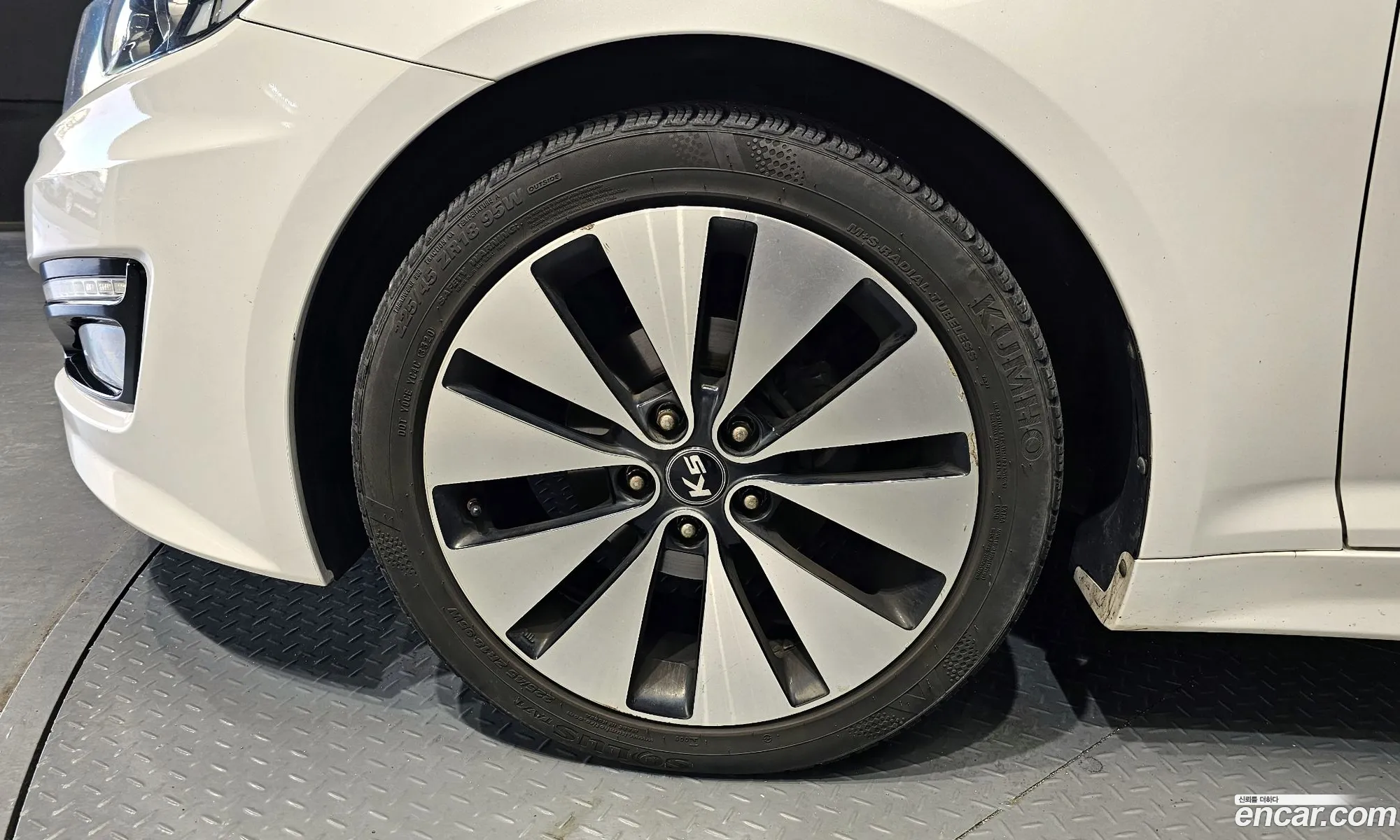 Kia K5 I 20 Prestige 2012 - фотография 11919274