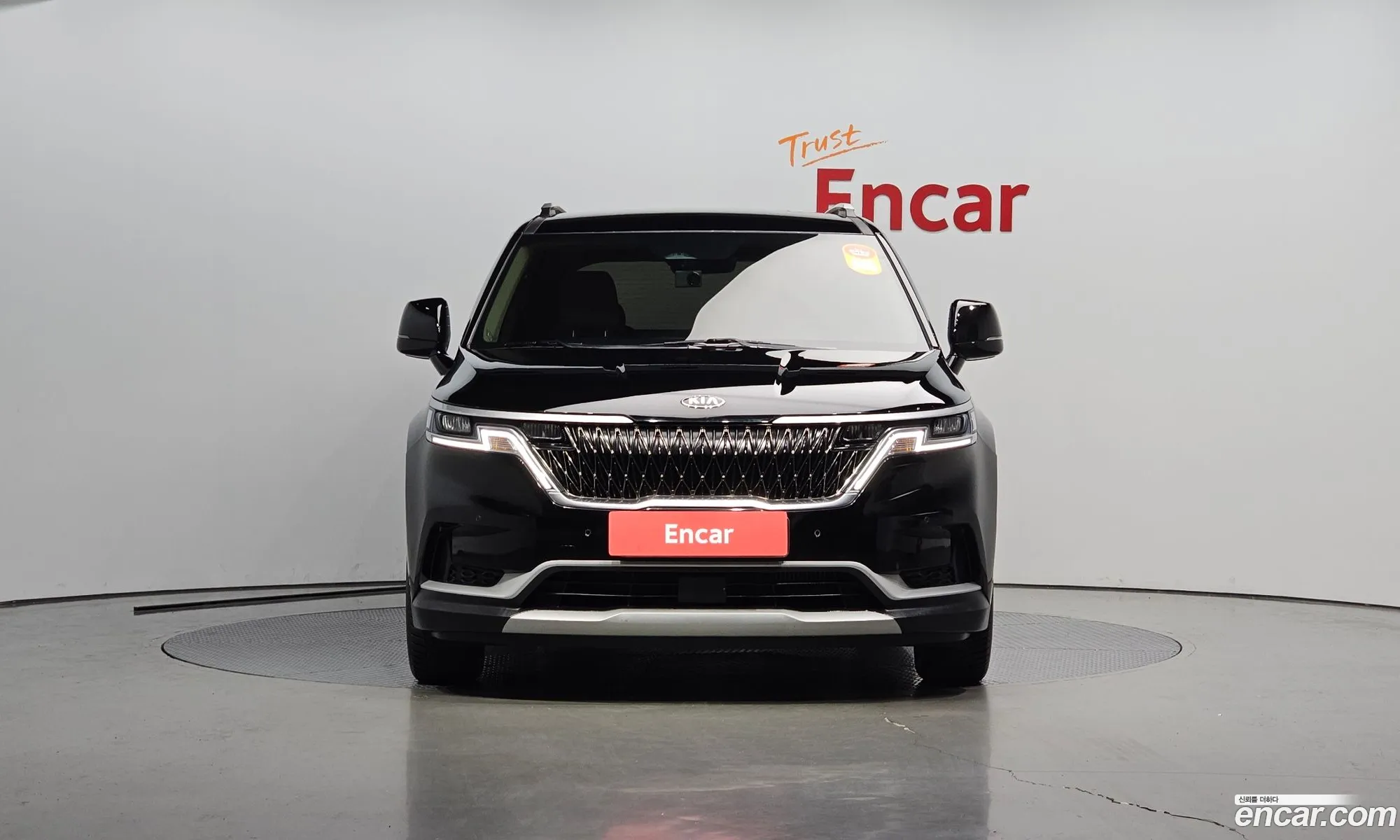Kia Carnival 11-Seater Prestige 2021 - фотография 11098389