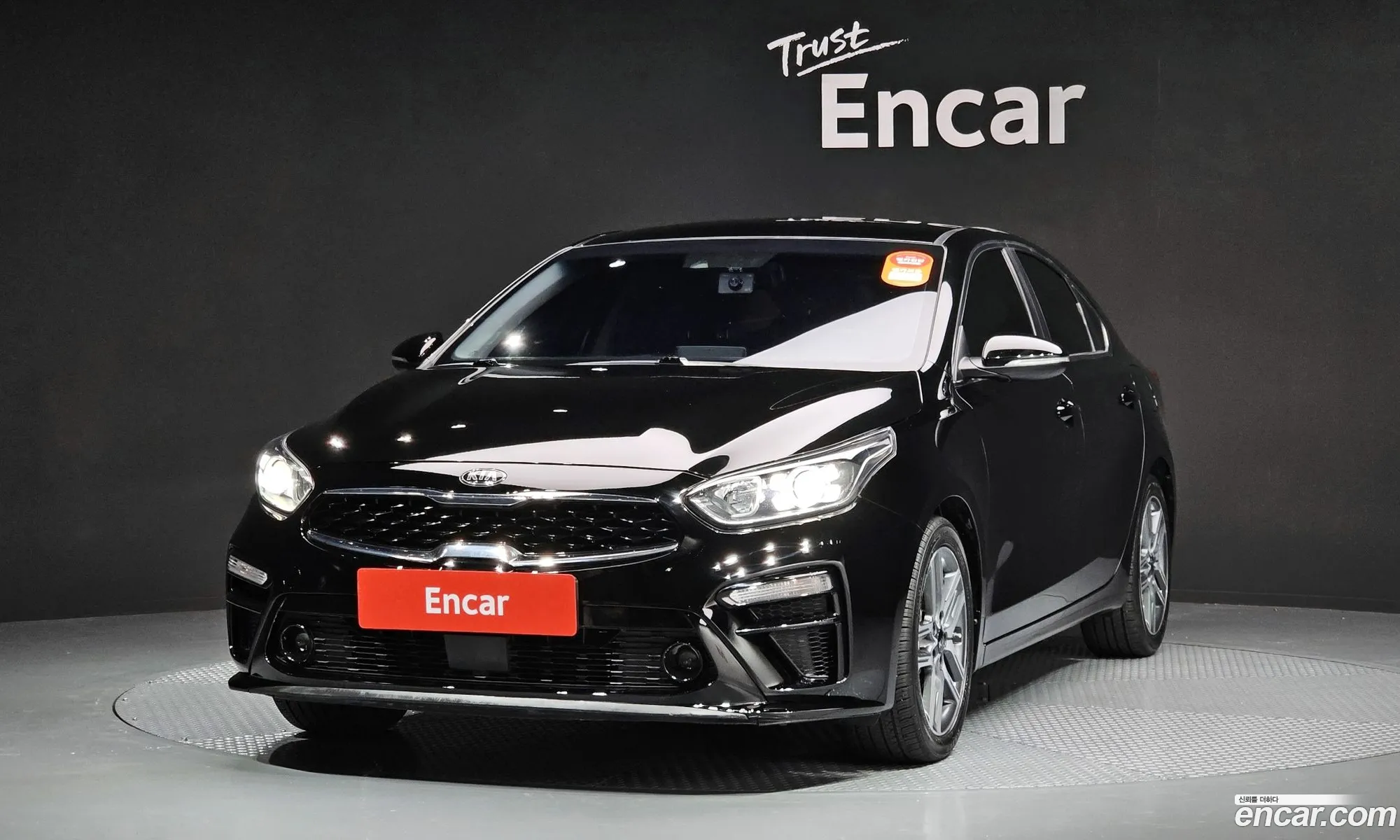 Kia K3 Luxury 2019 - фотография 19913114