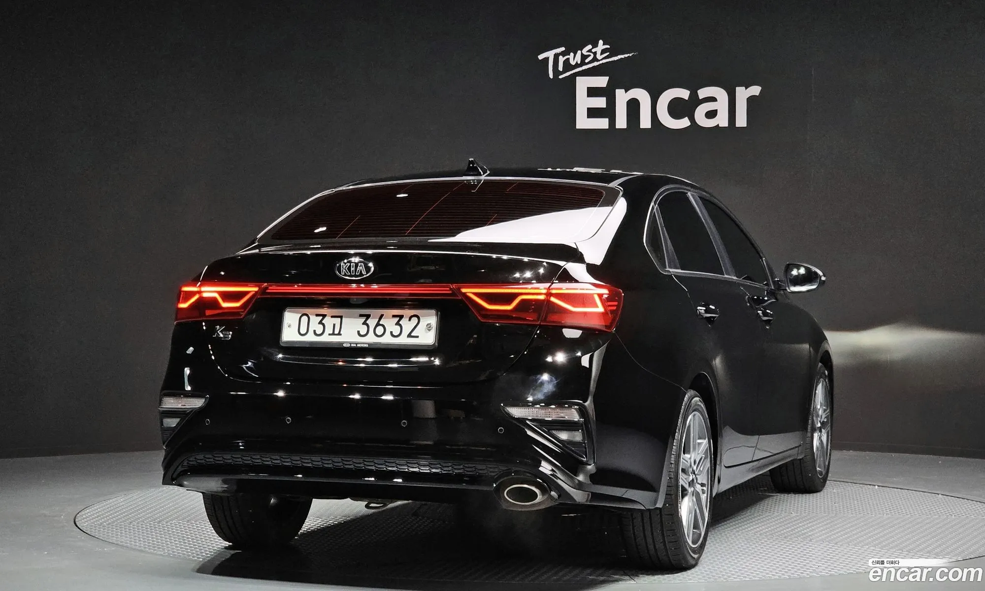 Kia K3 Luxury 2019 - фотография 19913115
