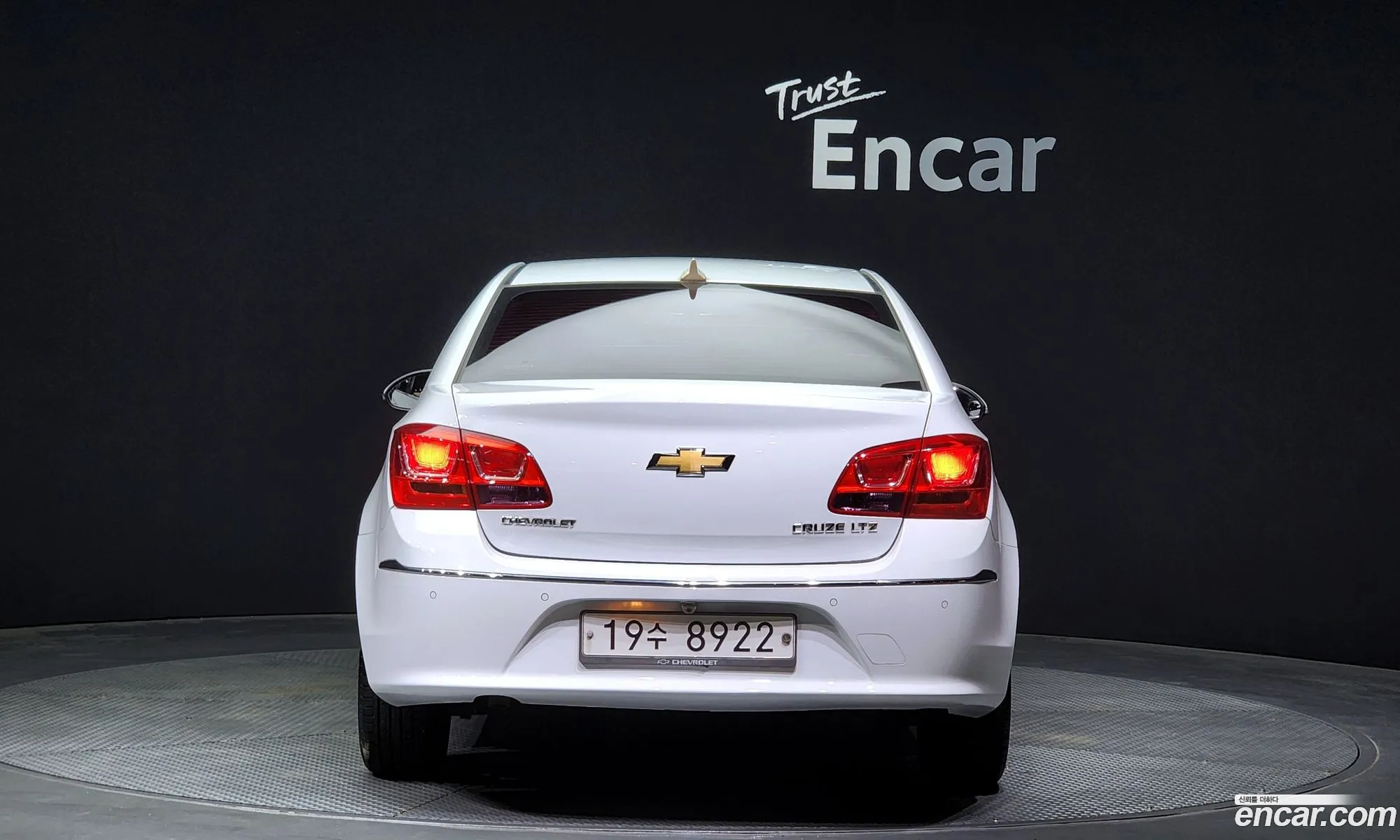 Chevrolet Cruze 18 Ltz 2015 - фотография 17705726