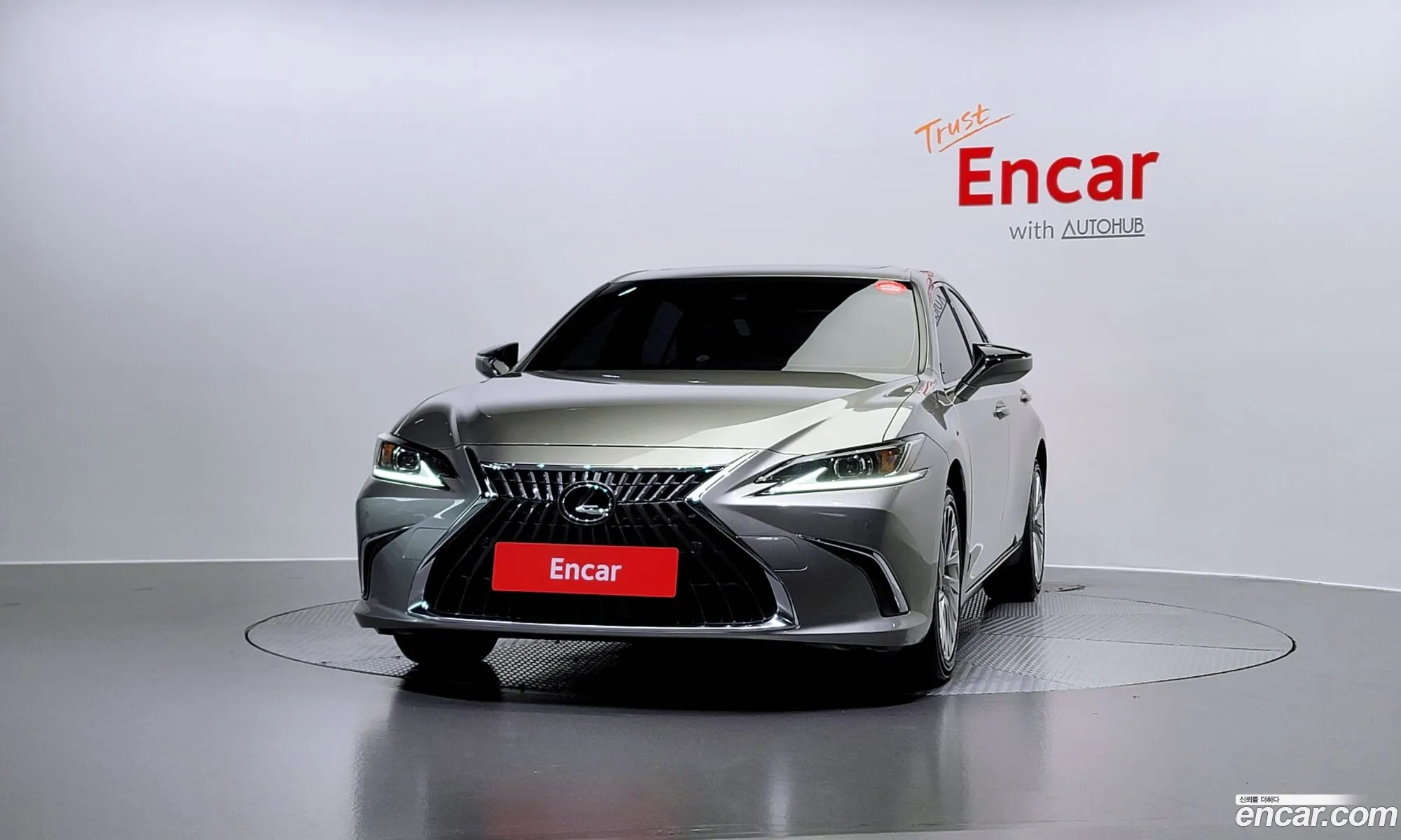 Lexus Es Luxury Plus 2023 - фотография 14727656