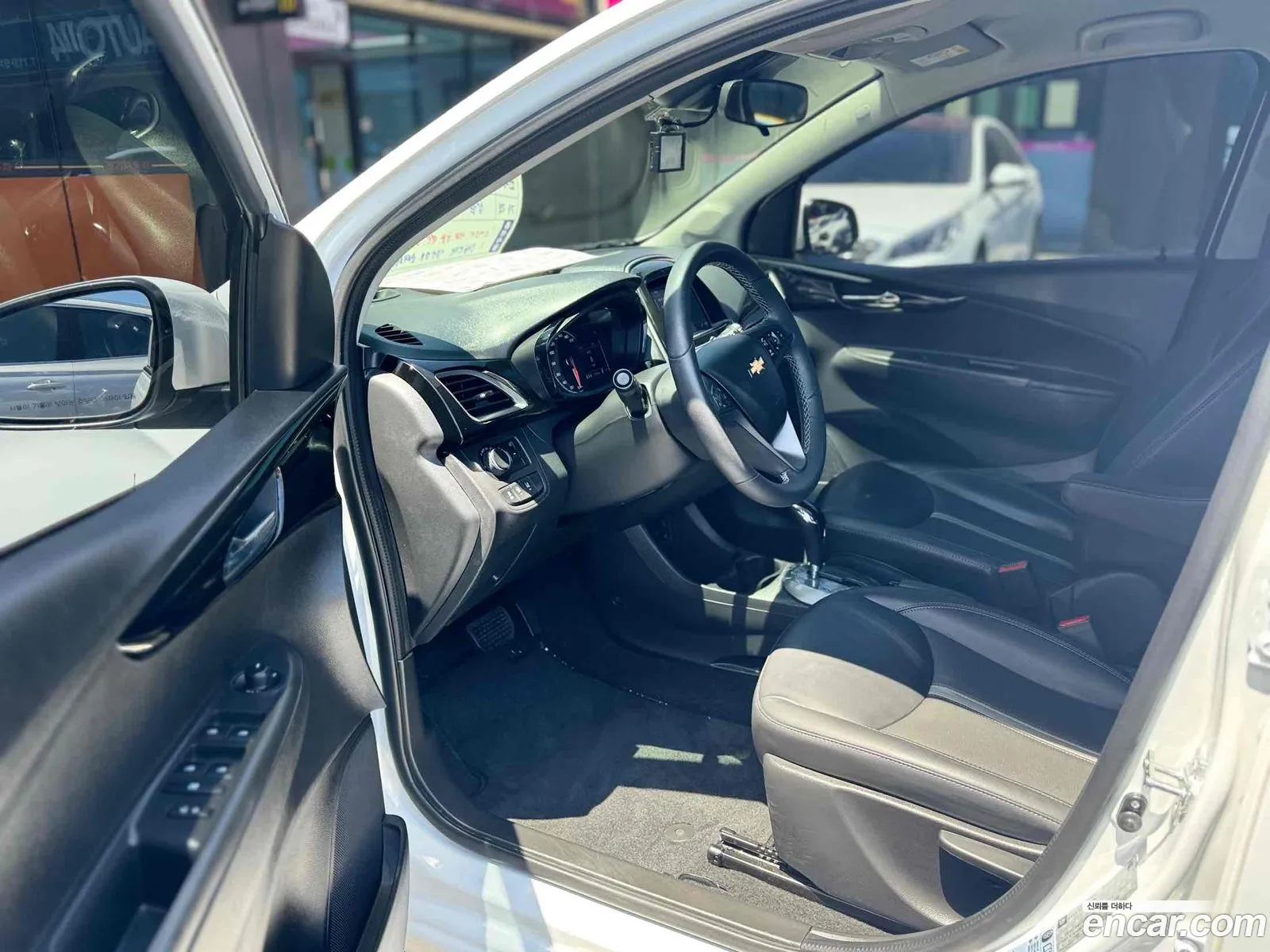 Chevrolet Spark Iii M300 Premier 2022 - фотография 6932621
