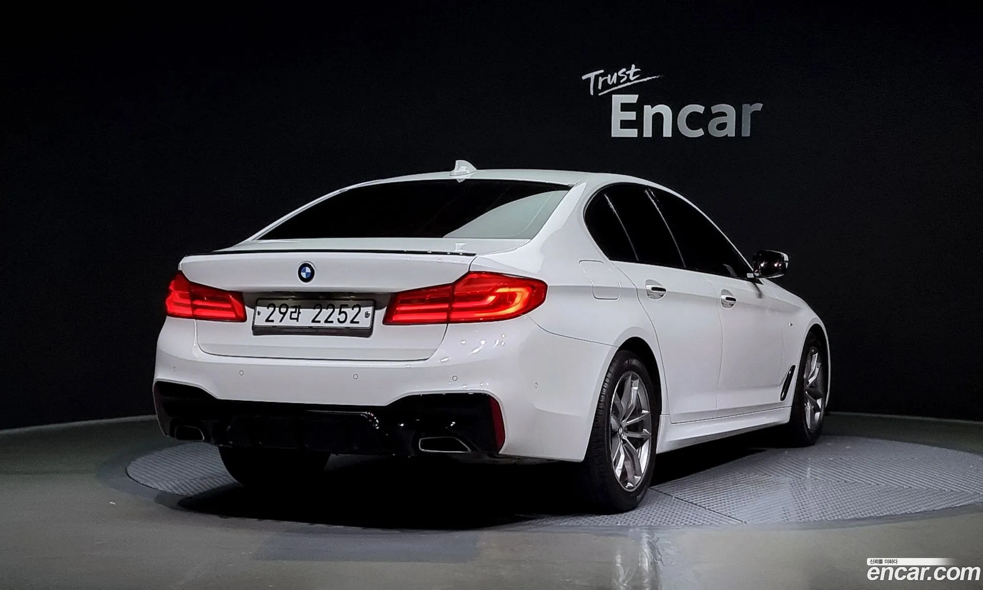 BMW 5Er 520D M Sports 2017 - фотография 17108394