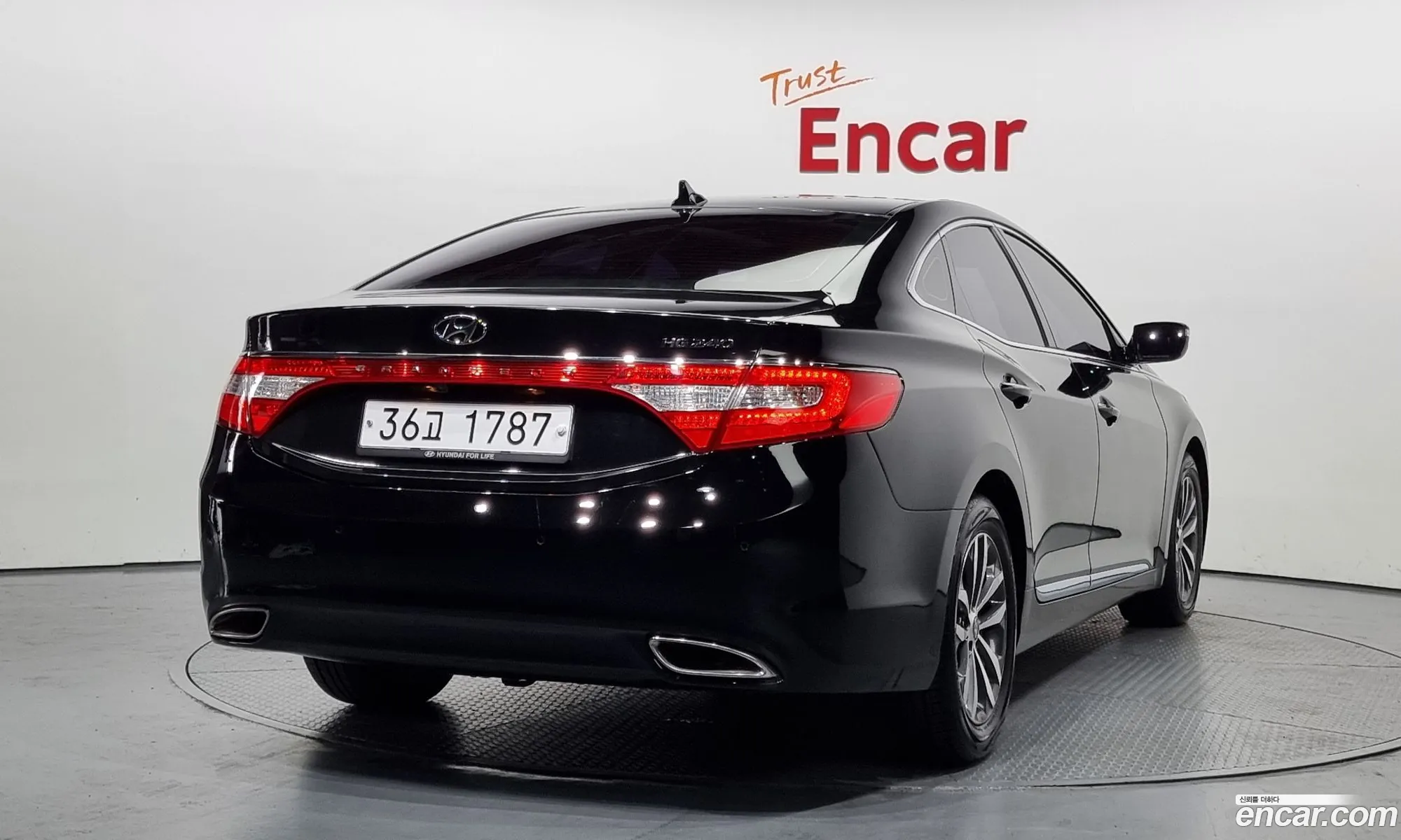 Hyundai Grandeur V Hg240 Luxury 2012 - фотография 13188901