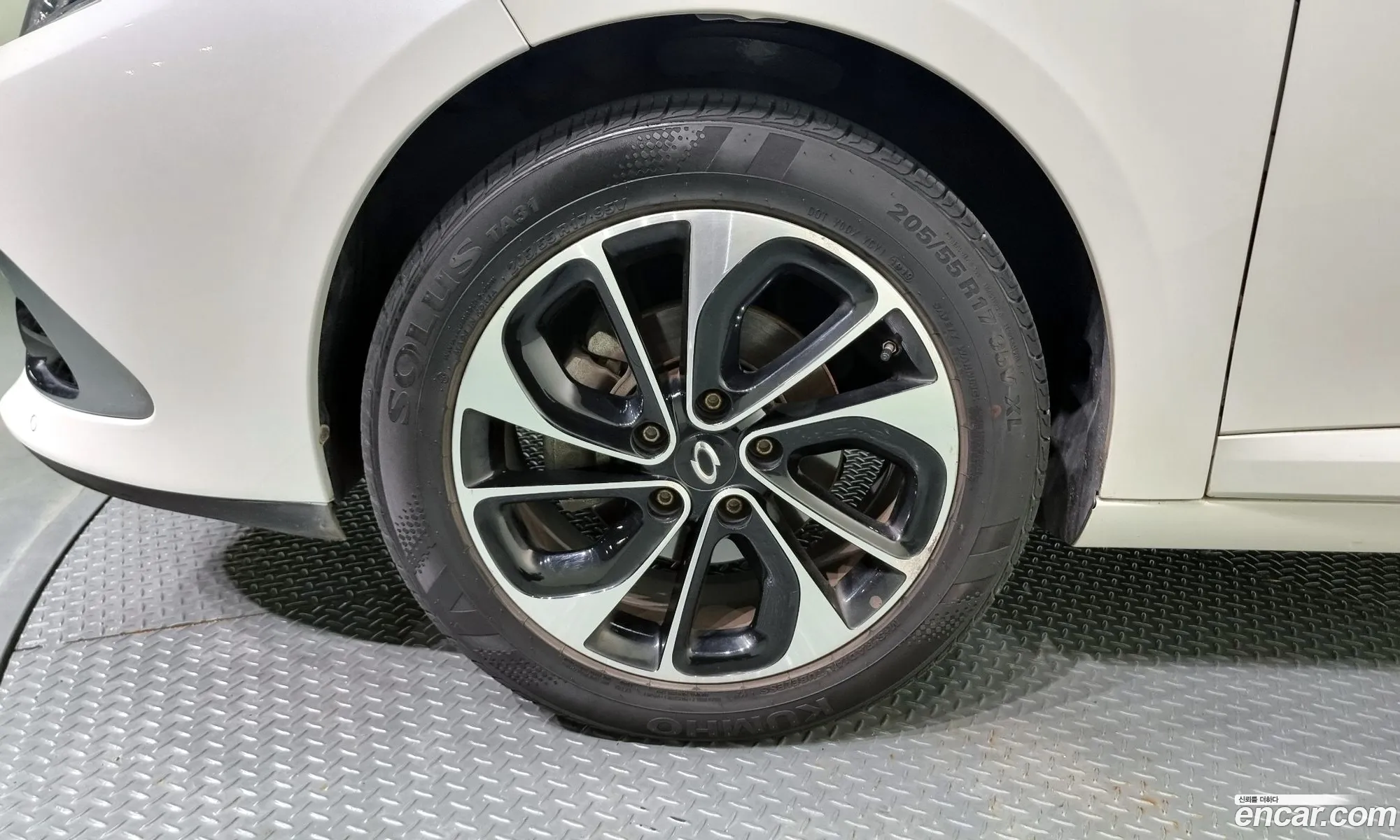 Renault Samsung Sm3 Re 2016 - фотография 11259050