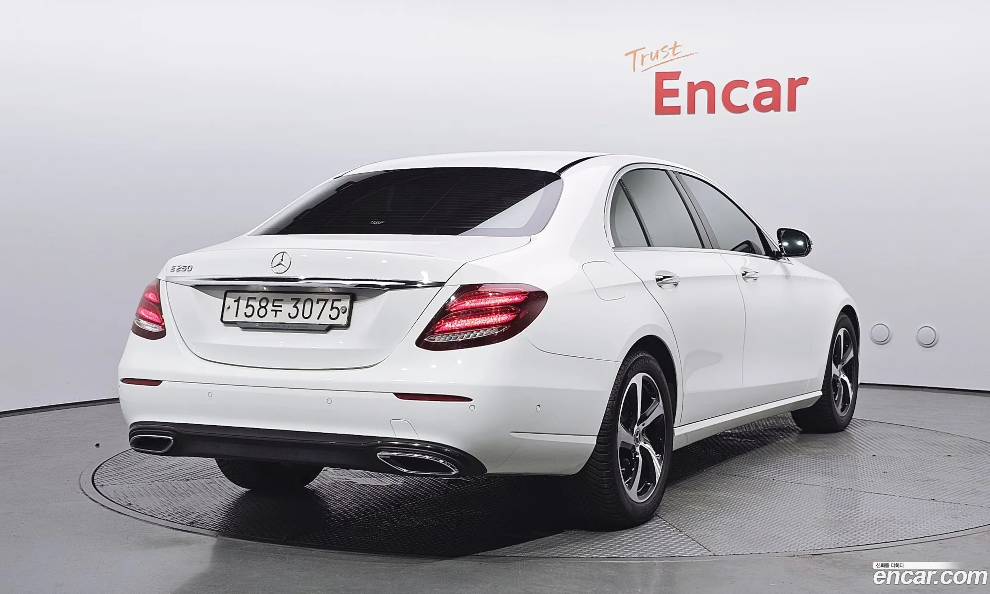 Mercedes-Benz E-Klasse V W213 S213 C238 E250 Avantgarde 2020 - фотография 12498536
