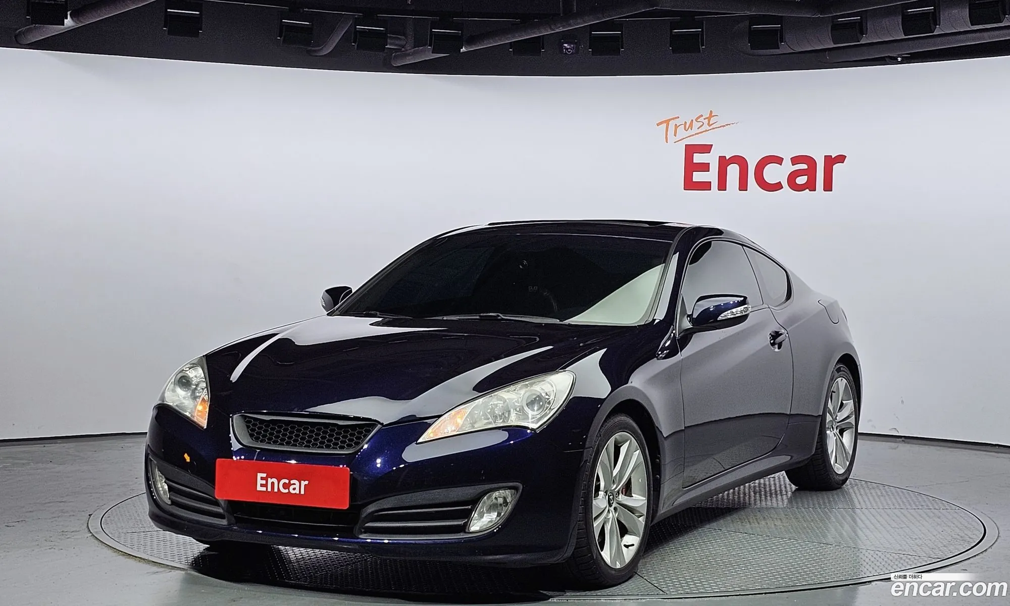 Hyundai Genesis I 380Gt-P 2011 - фотография 12371825