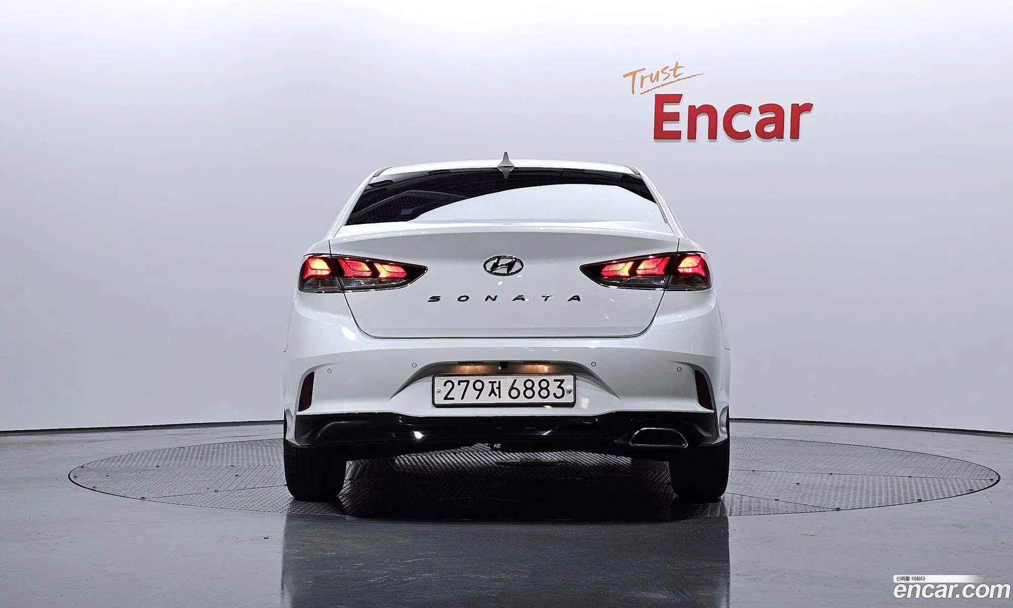 Hyundai Sonata Lpi Style 2019 - фотография 14336491
