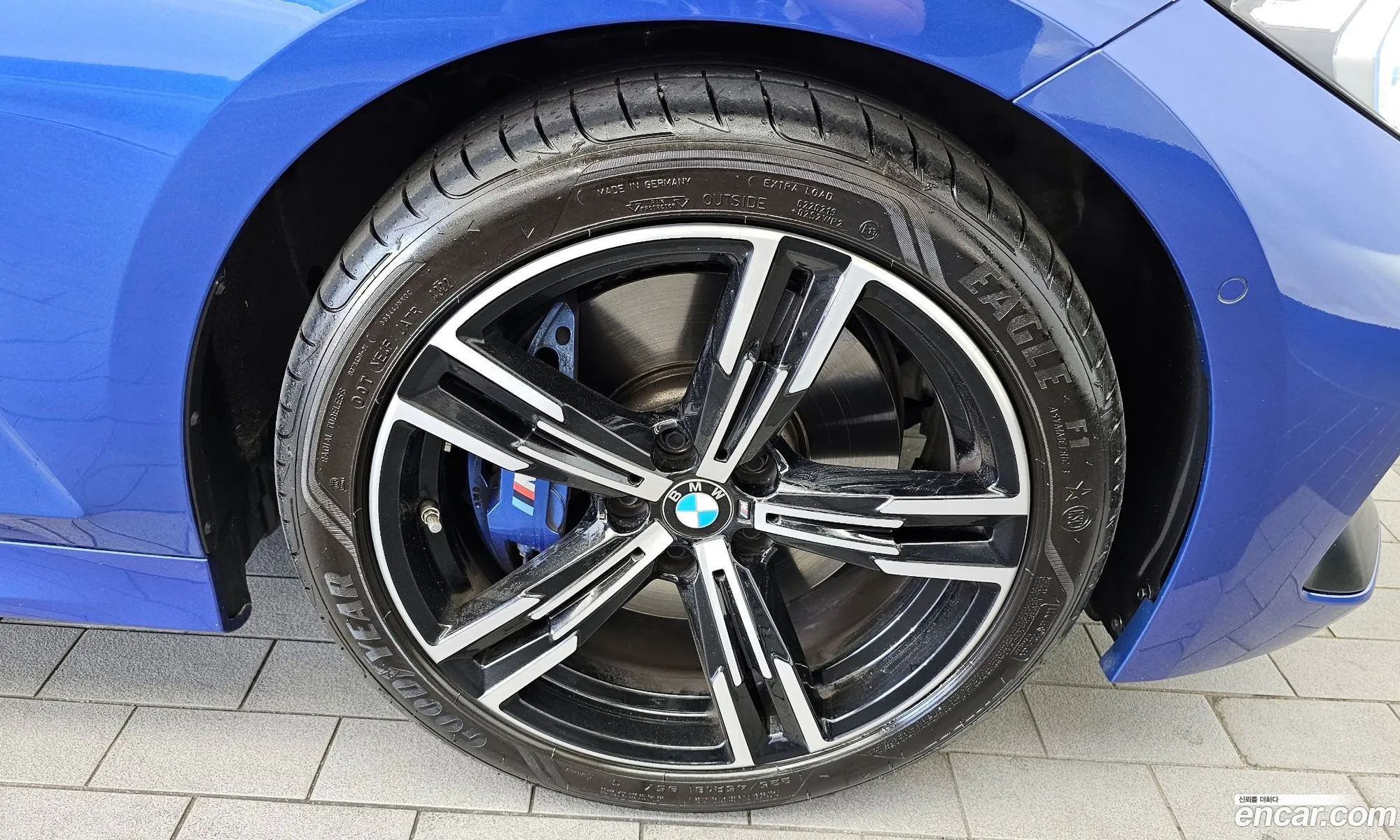 BMW 3Er 320I M Sports 2023 - фотография 14143268