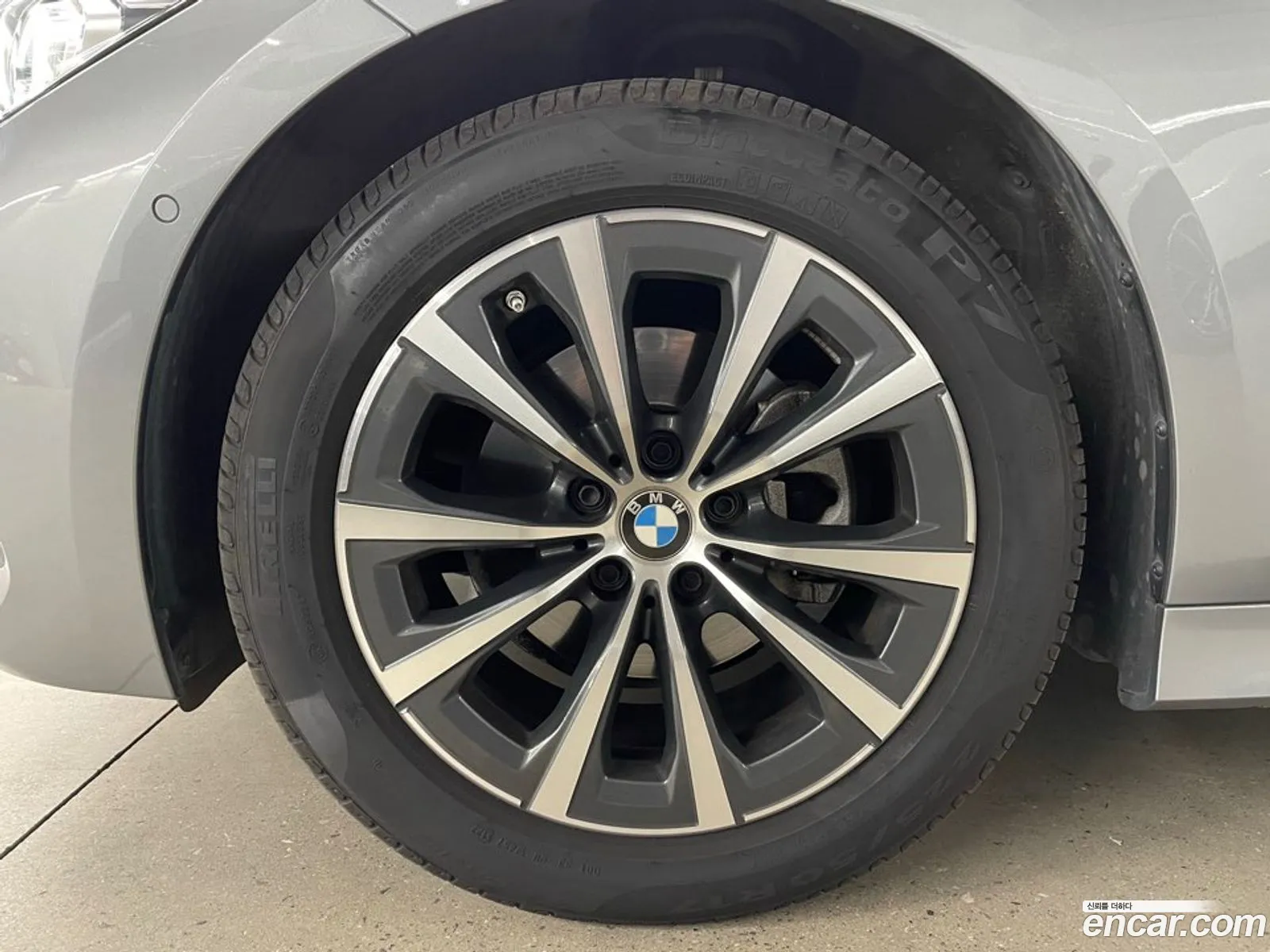 BMW 3Er 320D Touring 2023 - фотография 18528071