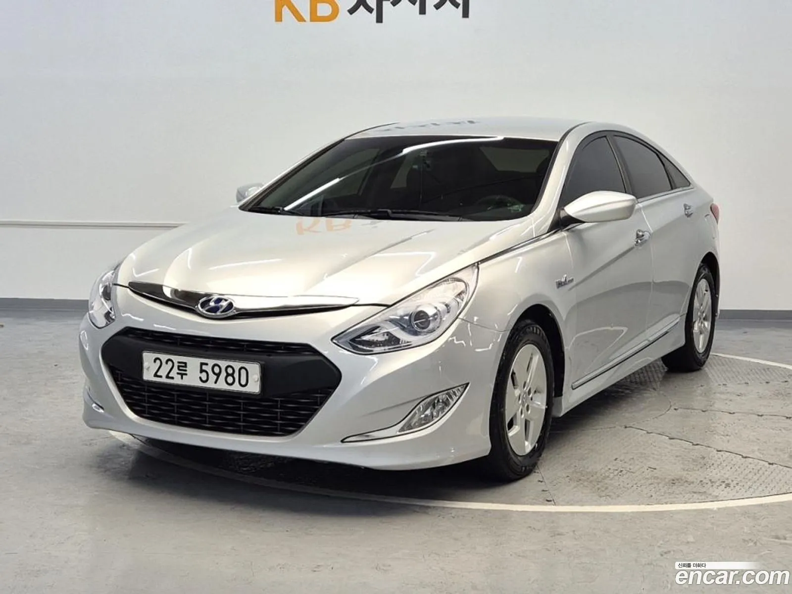 Hyundai Sonata 20 2012 - фотография 13594354