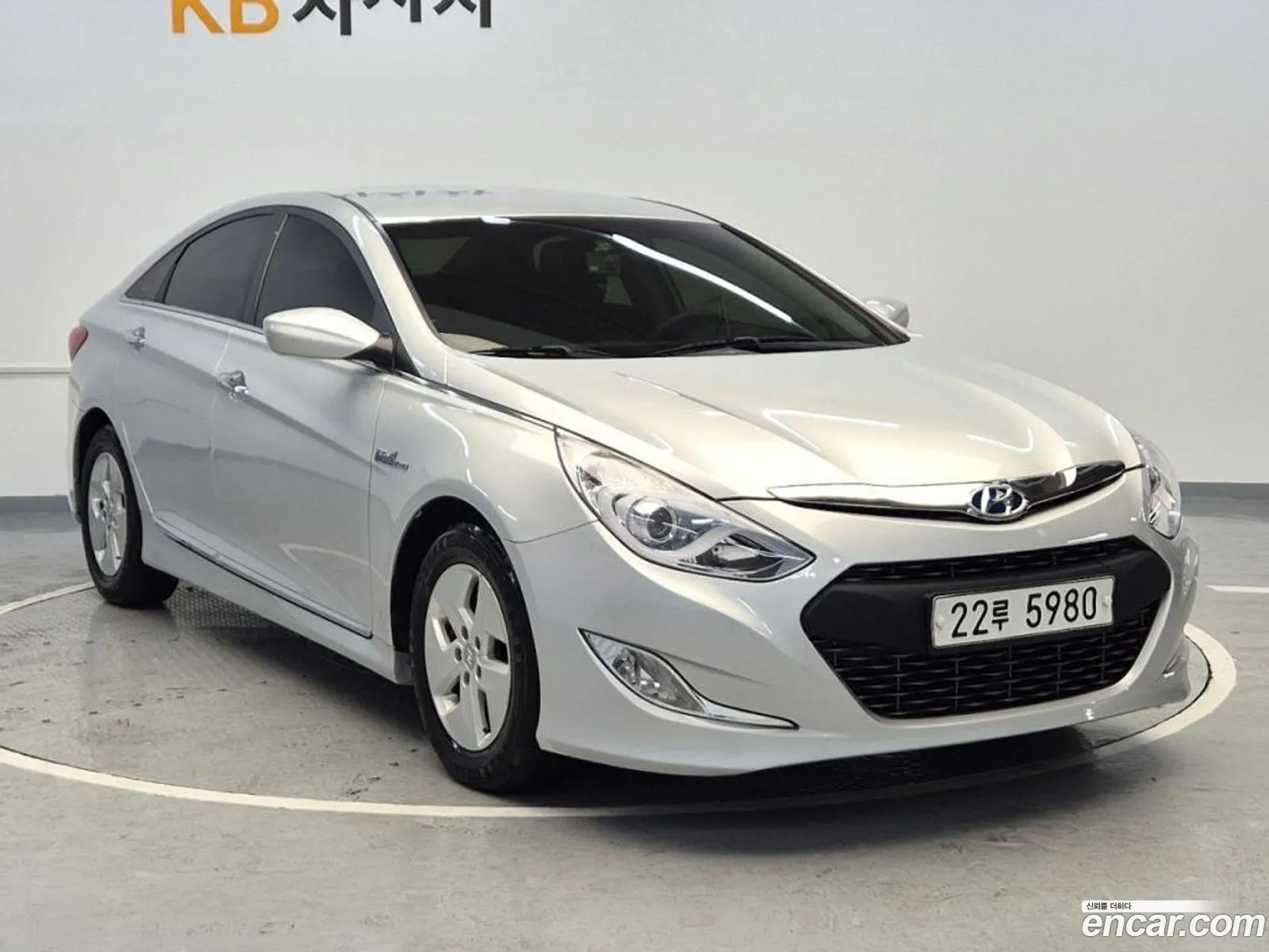 Hyundai Sonata 20 2012 - фотография 13594357