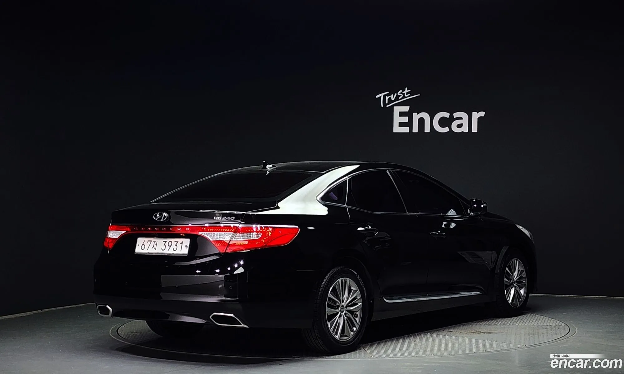 Hyundai Grandeur V Hg240 Modern 2015 - фотография 12378083