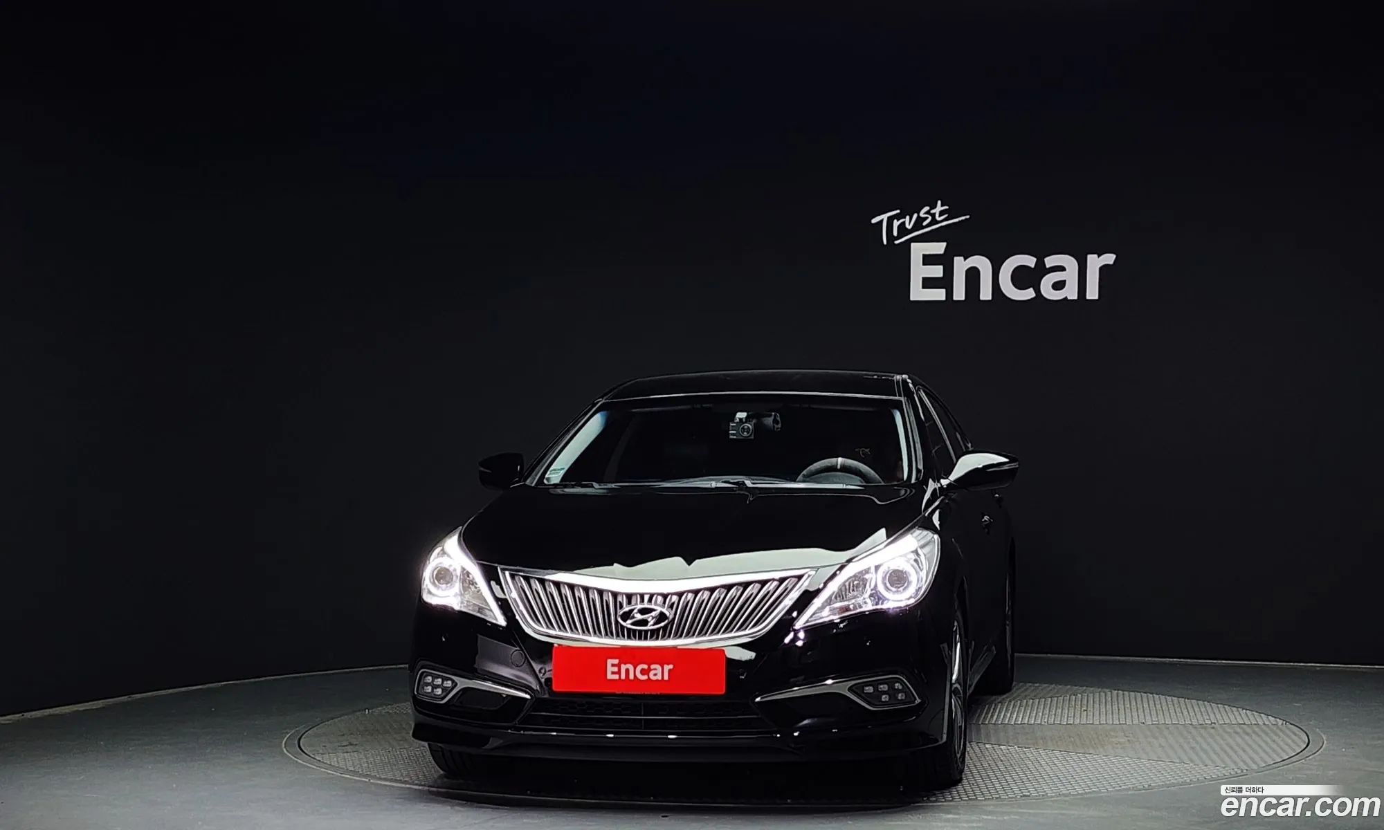 Hyundai Grandeur V Hg240 Modern 2015 - фотография 12378084