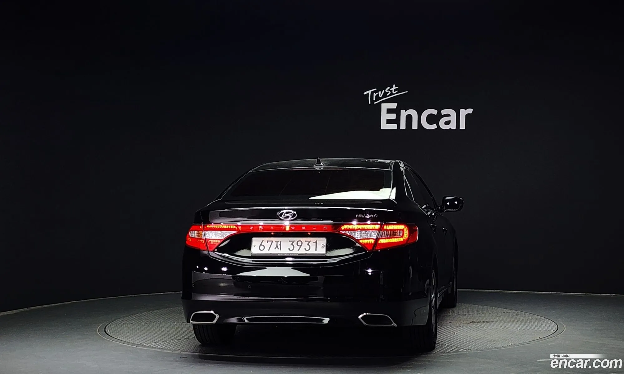 Hyundai Grandeur V Hg240 Modern 2015 - фотография 12378085