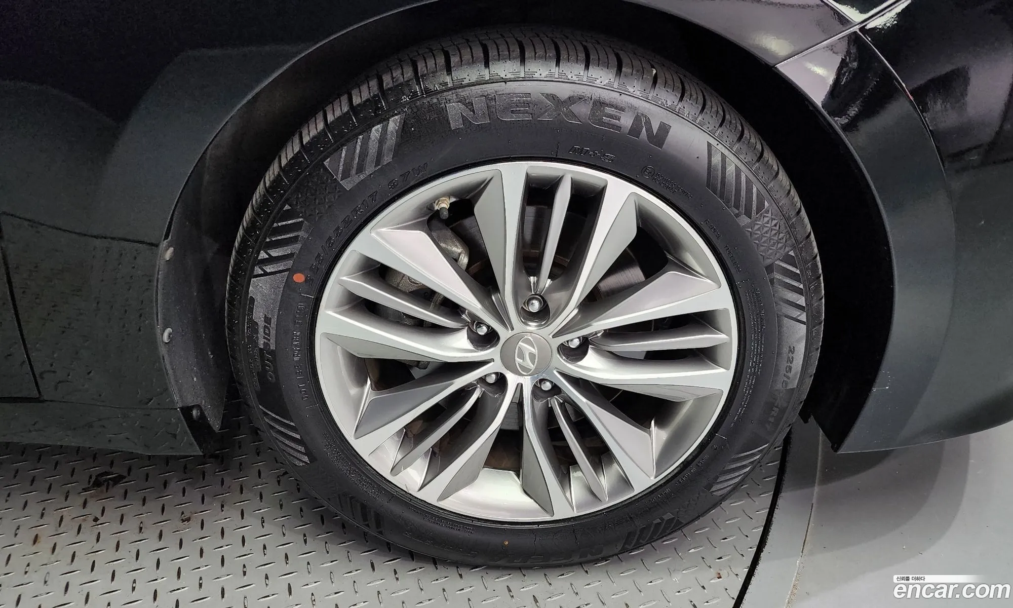 Hyundai Grandeur V Hg240 Modern 2015 - фотография 12378086