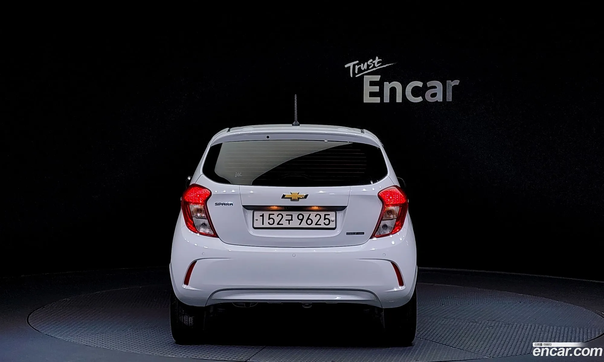 Chevrolet Spark Van 2020 - фотография 17544810