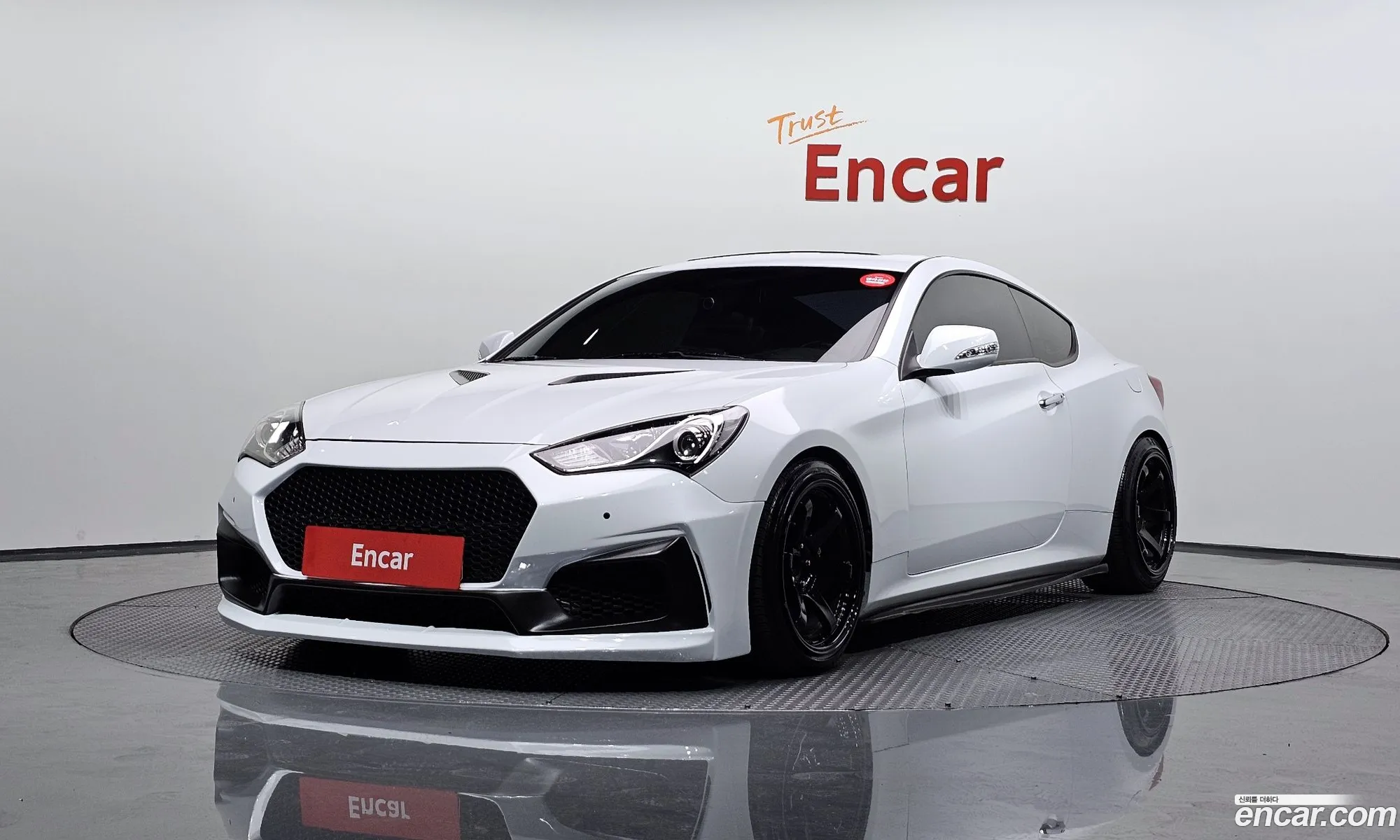 Hyundai Genesis Ii 200 Turbo S 2015 - фотография 11953108