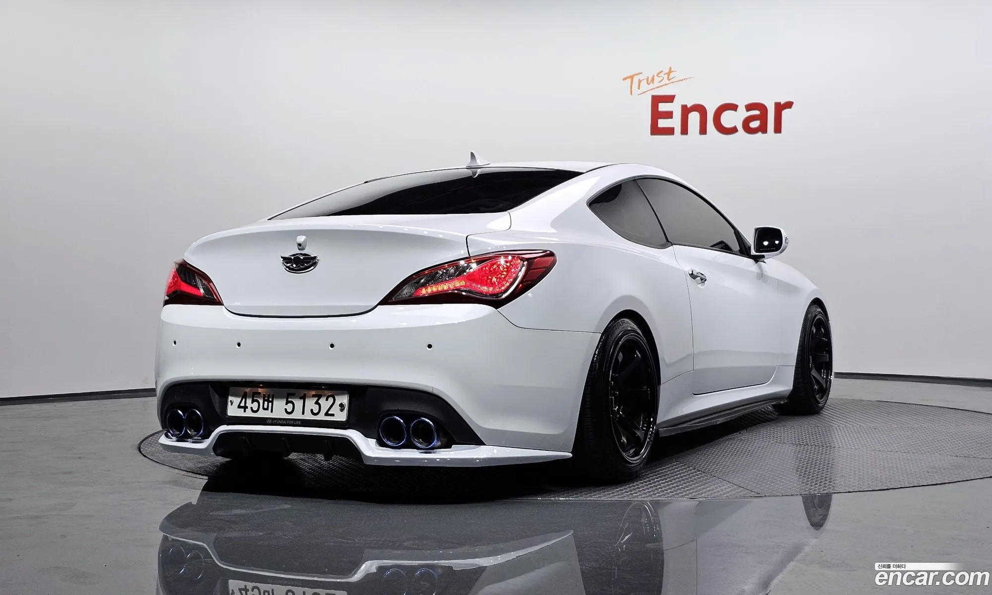 Hyundai Genesis Ii 200 Turbo S 2015 - фотография 11953109