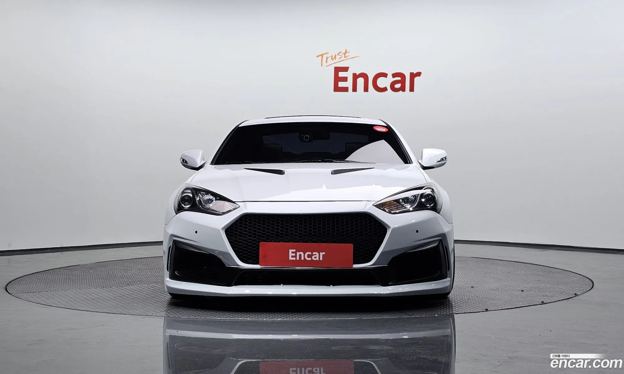 Hyundai Genesis Ii 200 Turbo S 2015 - фотография 11953110
