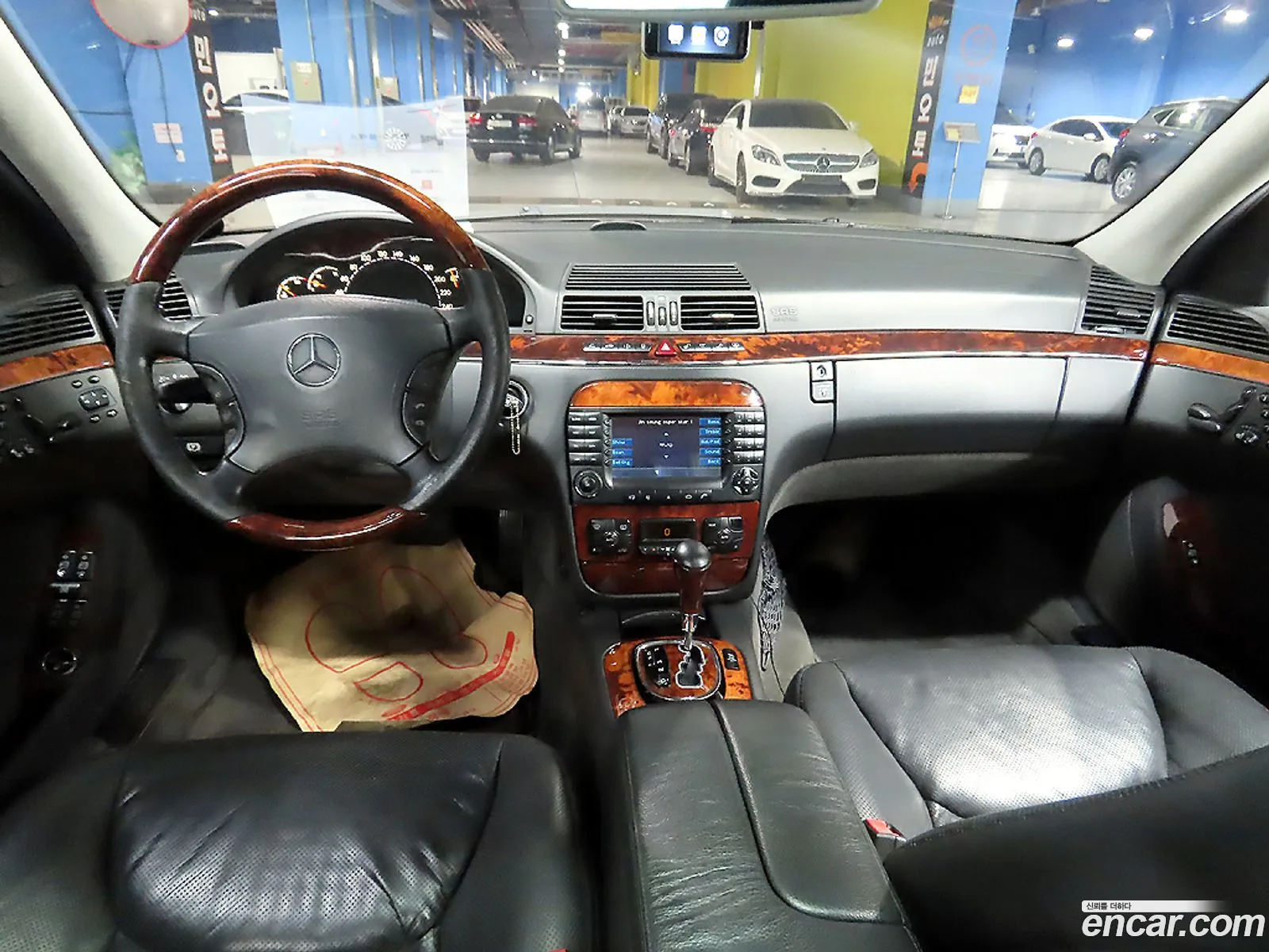 Mercedes-Benz S-Klasse S500 4Matic 2005 - фотография 12695603