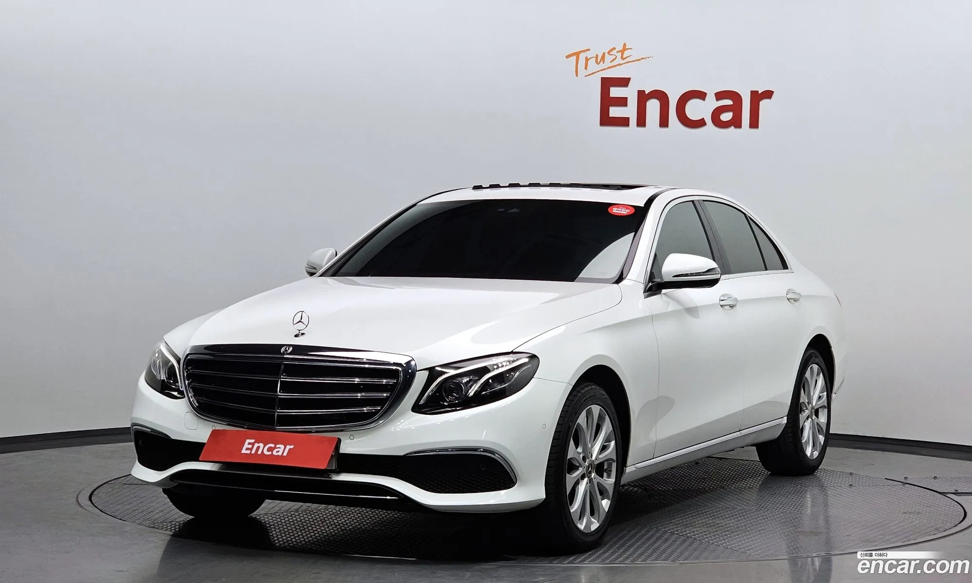 Mercedes-Benz E-Klasse V W213 S213 C238 E220D 4Matic Exclusive 2019 - фотография 13301512