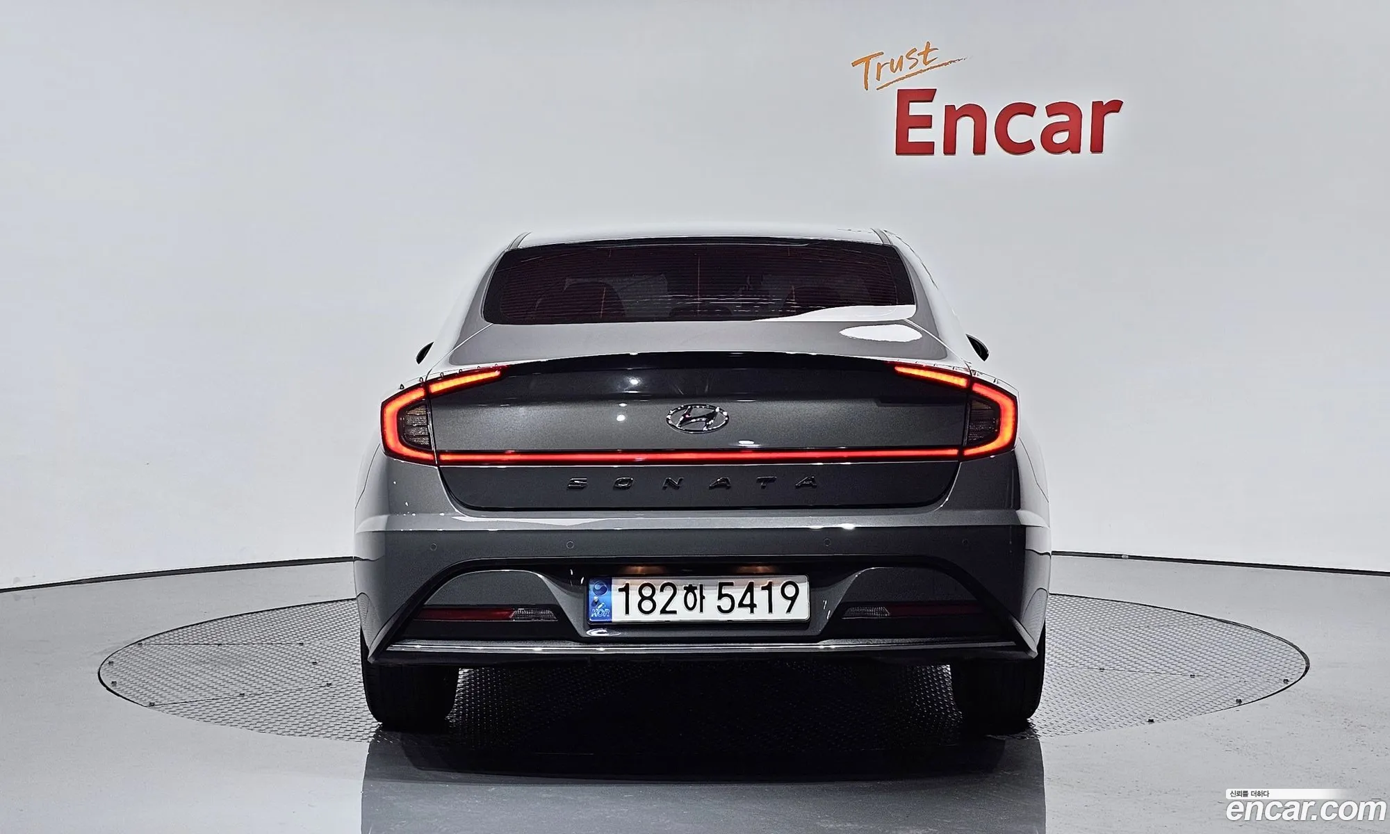 Hyundai Sonata Hybrid Dn8 Smart - фотография 13473162