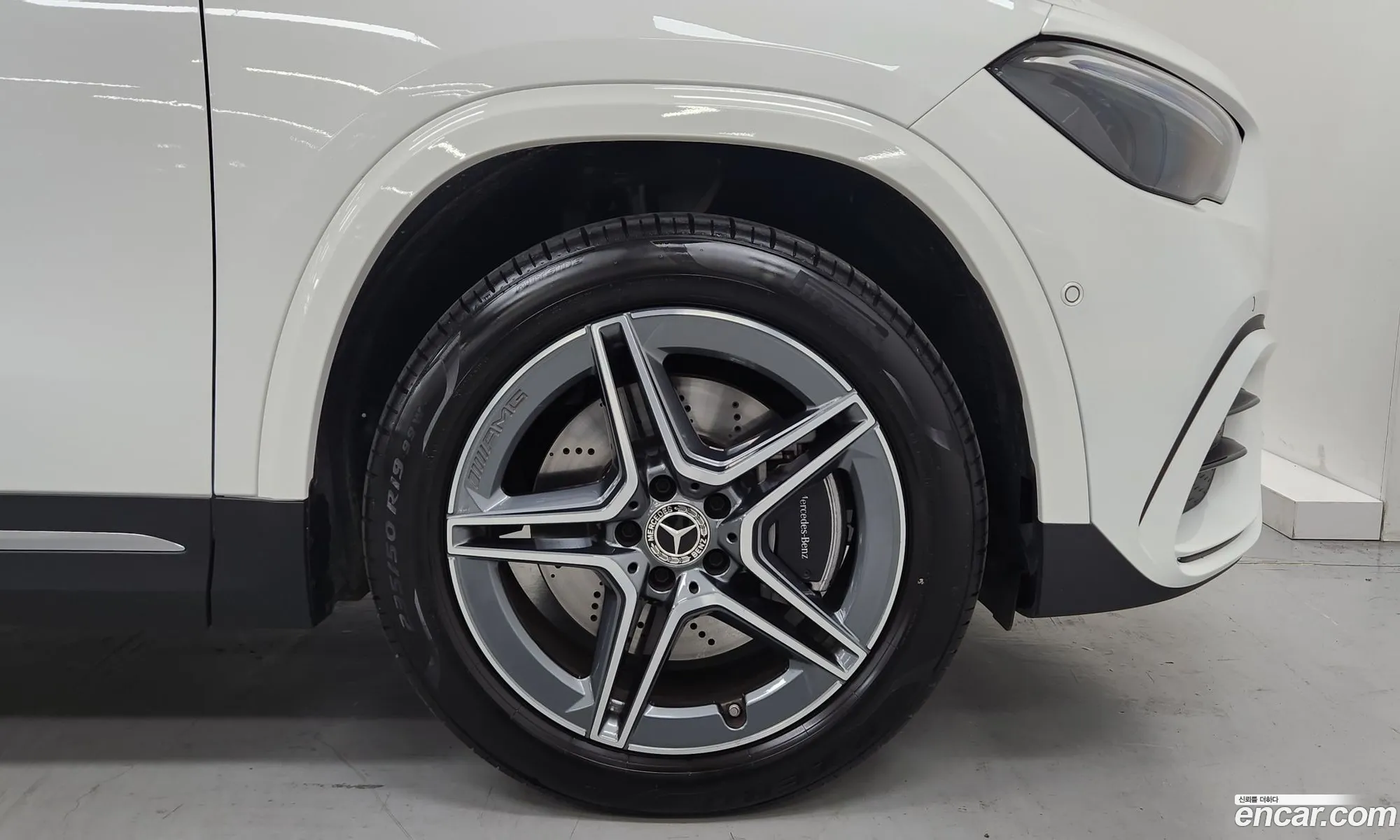 Mercedes-Benz Gla-Klasse Gla250 4Matic 2024 - фотография 13534579