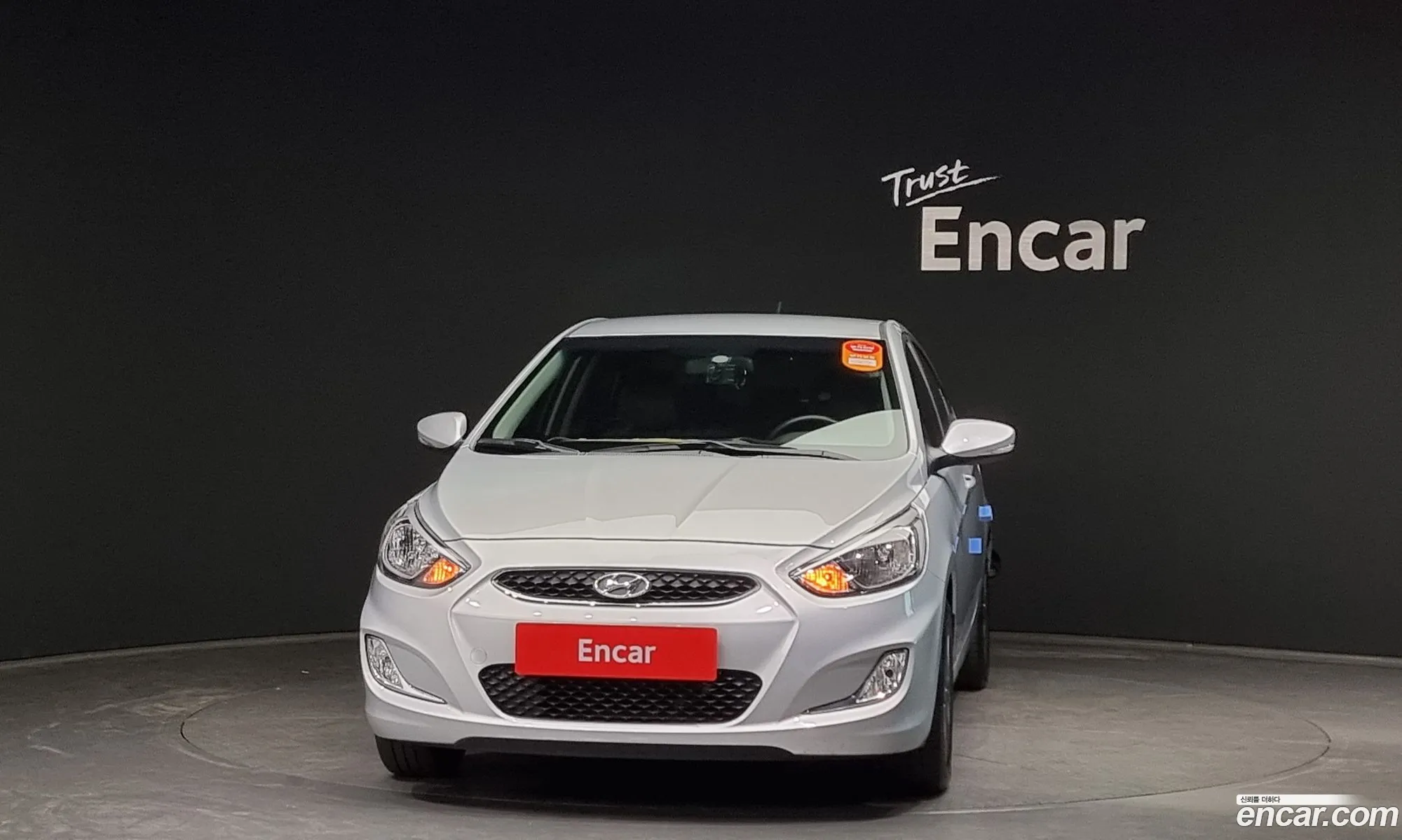 Hyundai Accent New Model 14 Vvt Modern - фотография 13594417