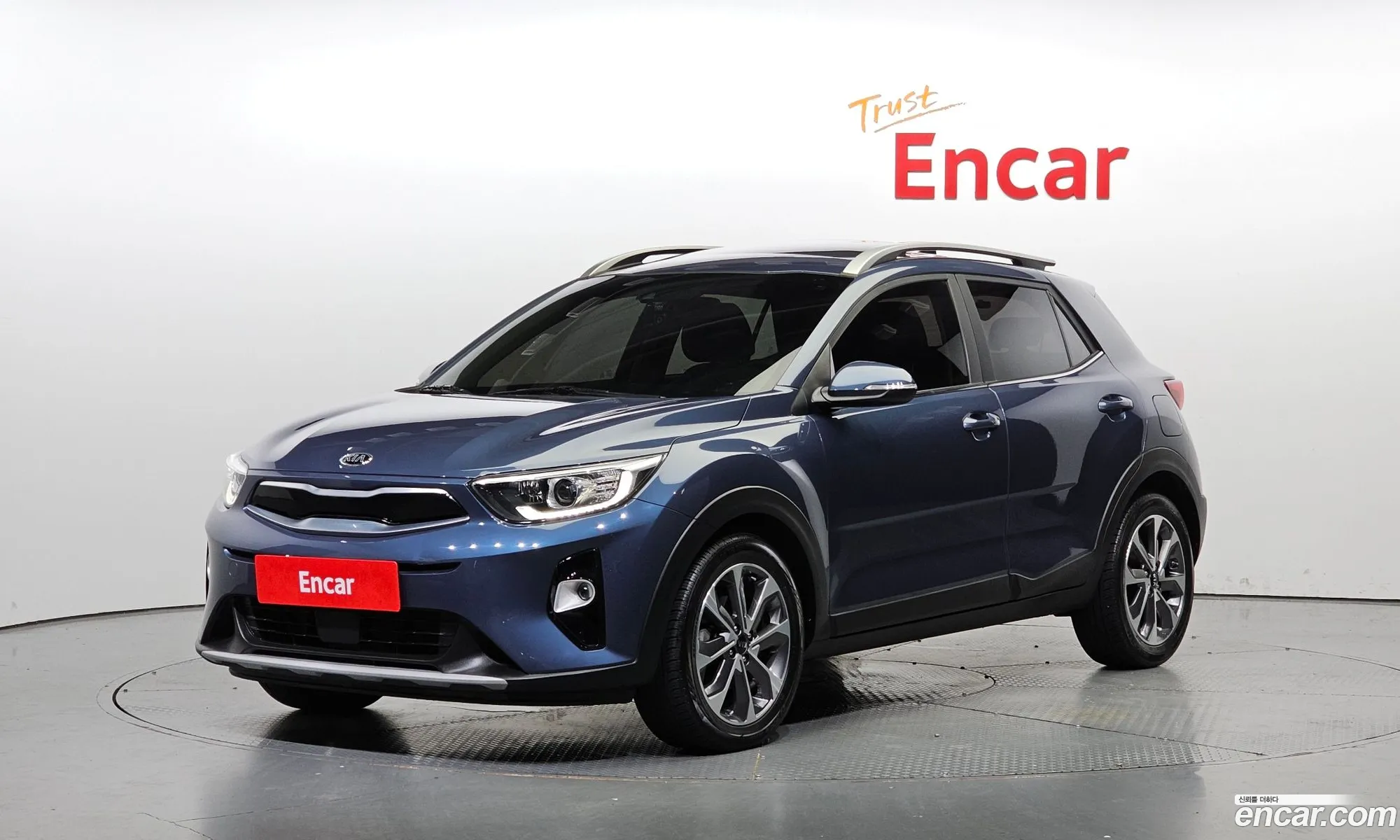 Kia Stonic Stonic 14 2019 - фотография 11744347