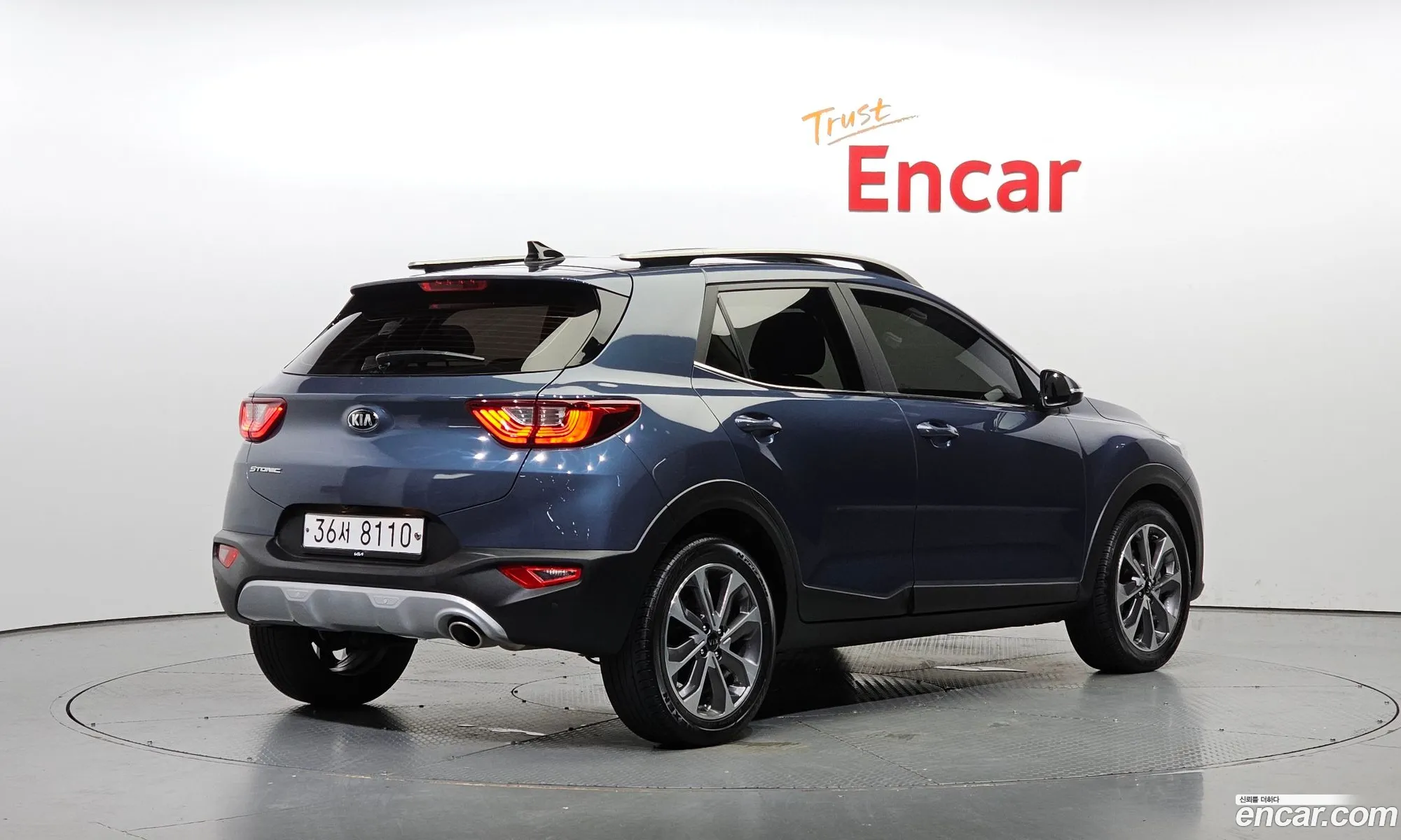 Kia Stonic Stonic 14 2019 - фотография 11744348