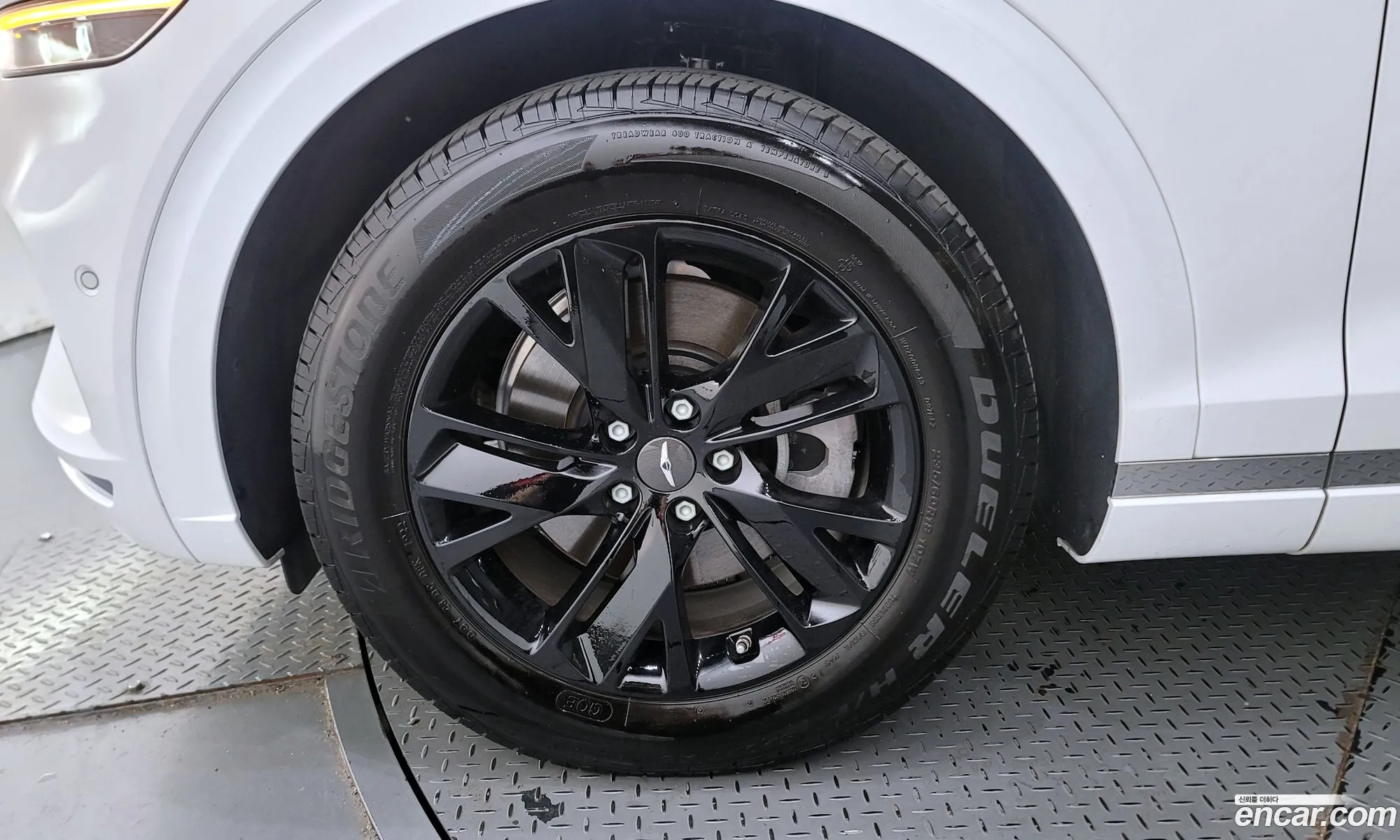 Genesis Gv70 25T Gasoline 2Wd 2022 - фотография 1025281