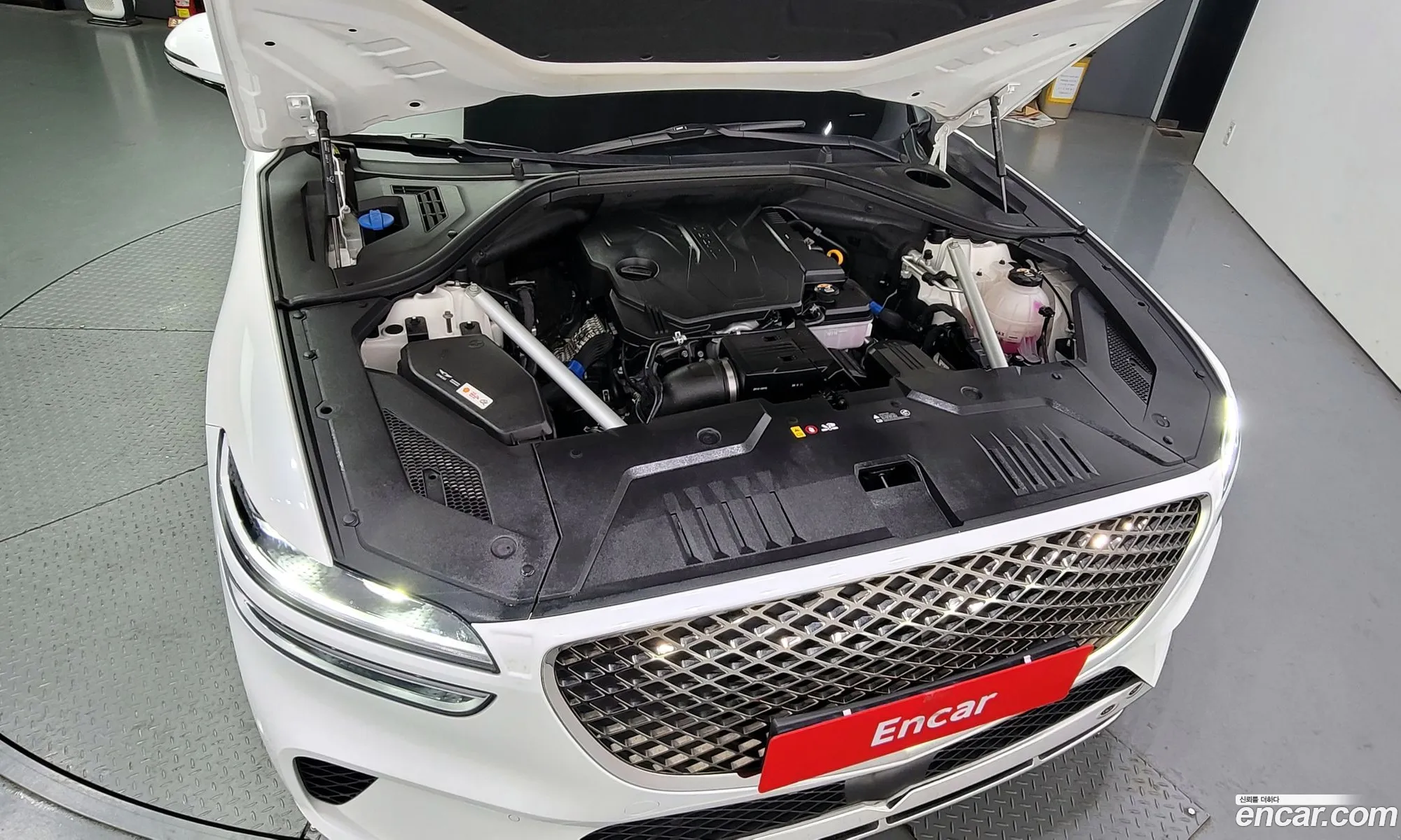 Genesis Gv70 25T Gasoline 2Wd 2022 - фотография 1025282