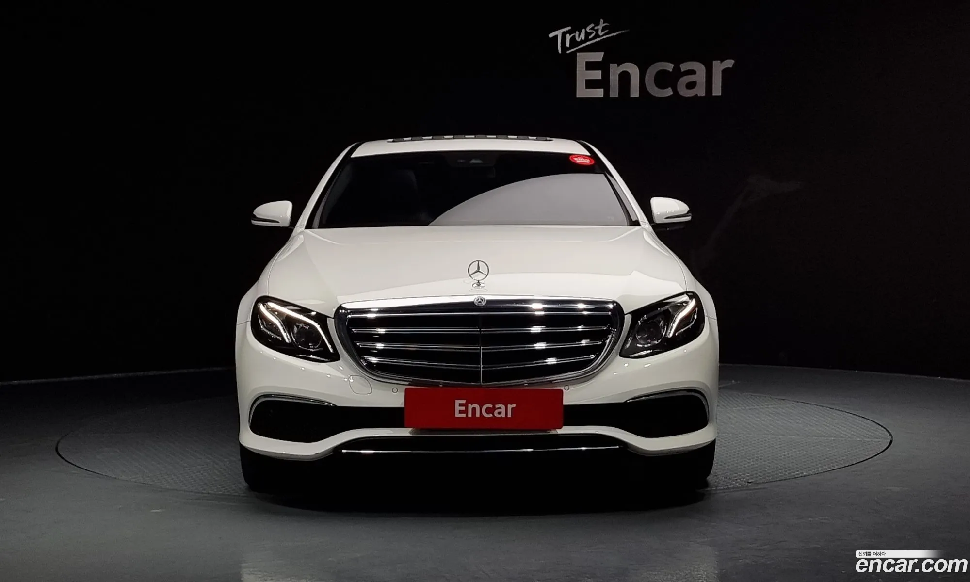 Mercedes-Benz E-Klasse V W213 S213 C238 E220D 4Matic Exclusive 2019 - фотография 14135202