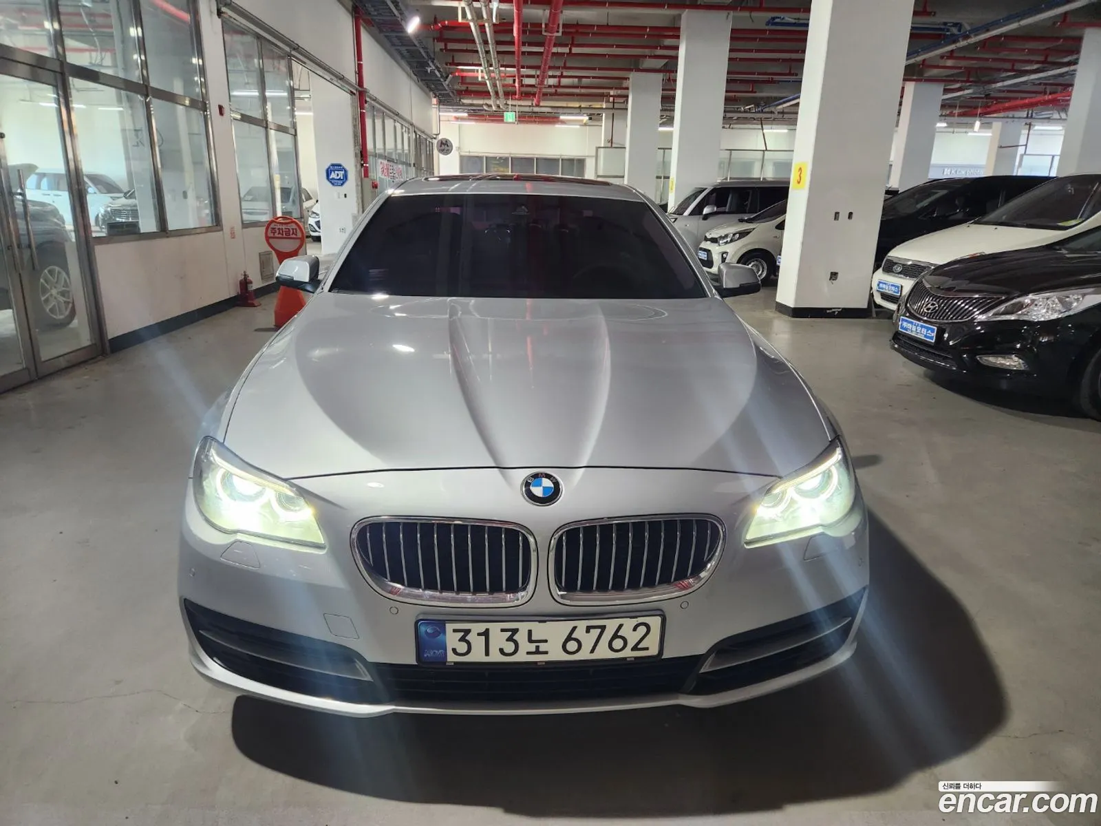 BMW 5Er Vi F10F11F07 528I xDrive 2014 - фотография 13131168