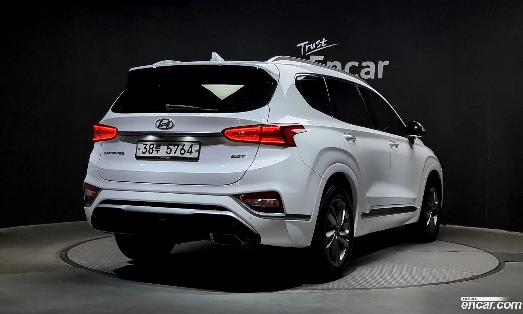 Hyundai Santa Fe Gasoline 20T 2Wd 2019 - фотография 16012650