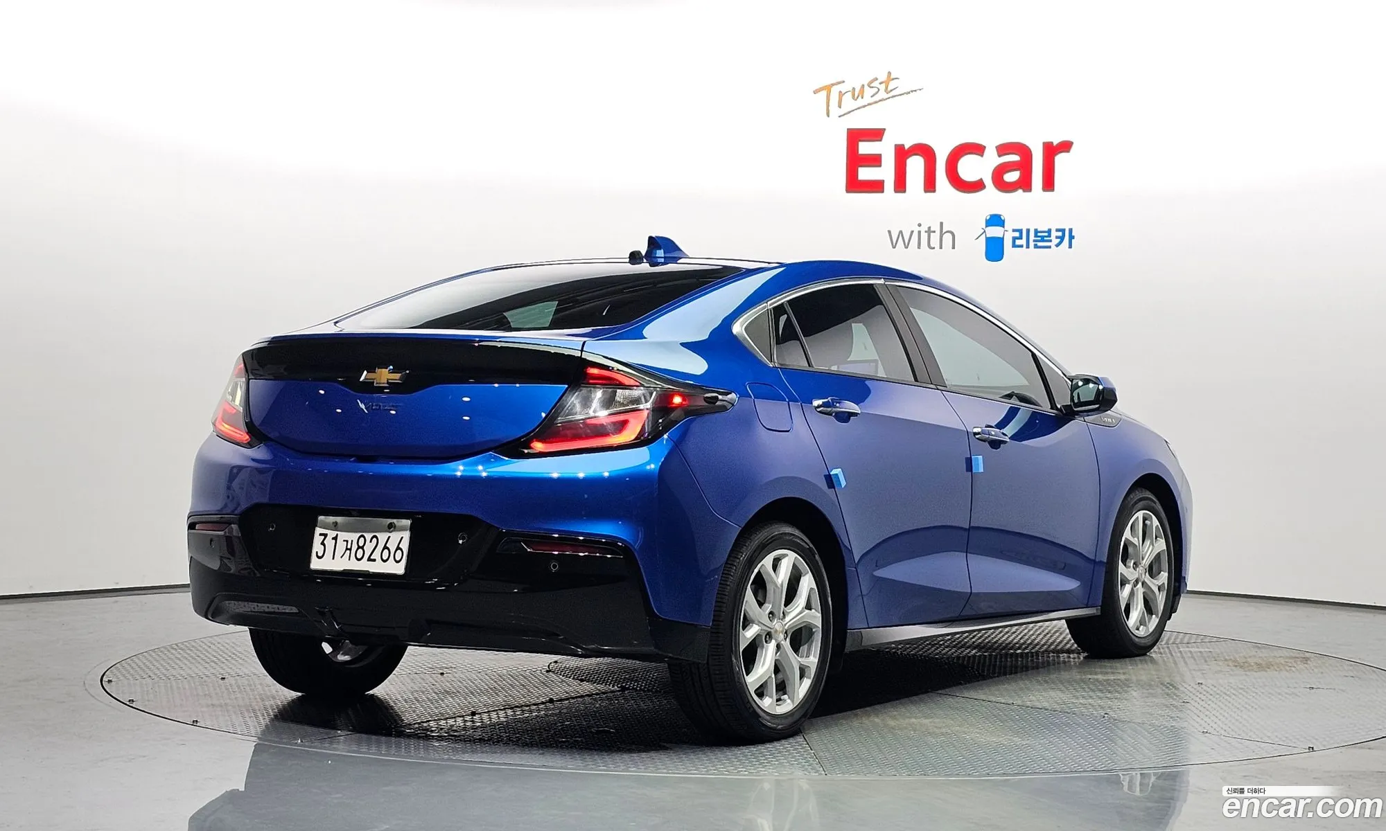 Chevrolet Volt 15 2018 - фотография 4982102