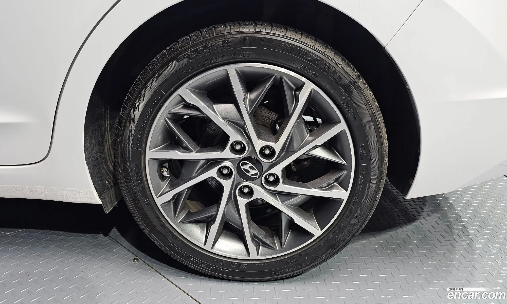 Hyundai Avante Vi 16 2019 - фотография 19179525