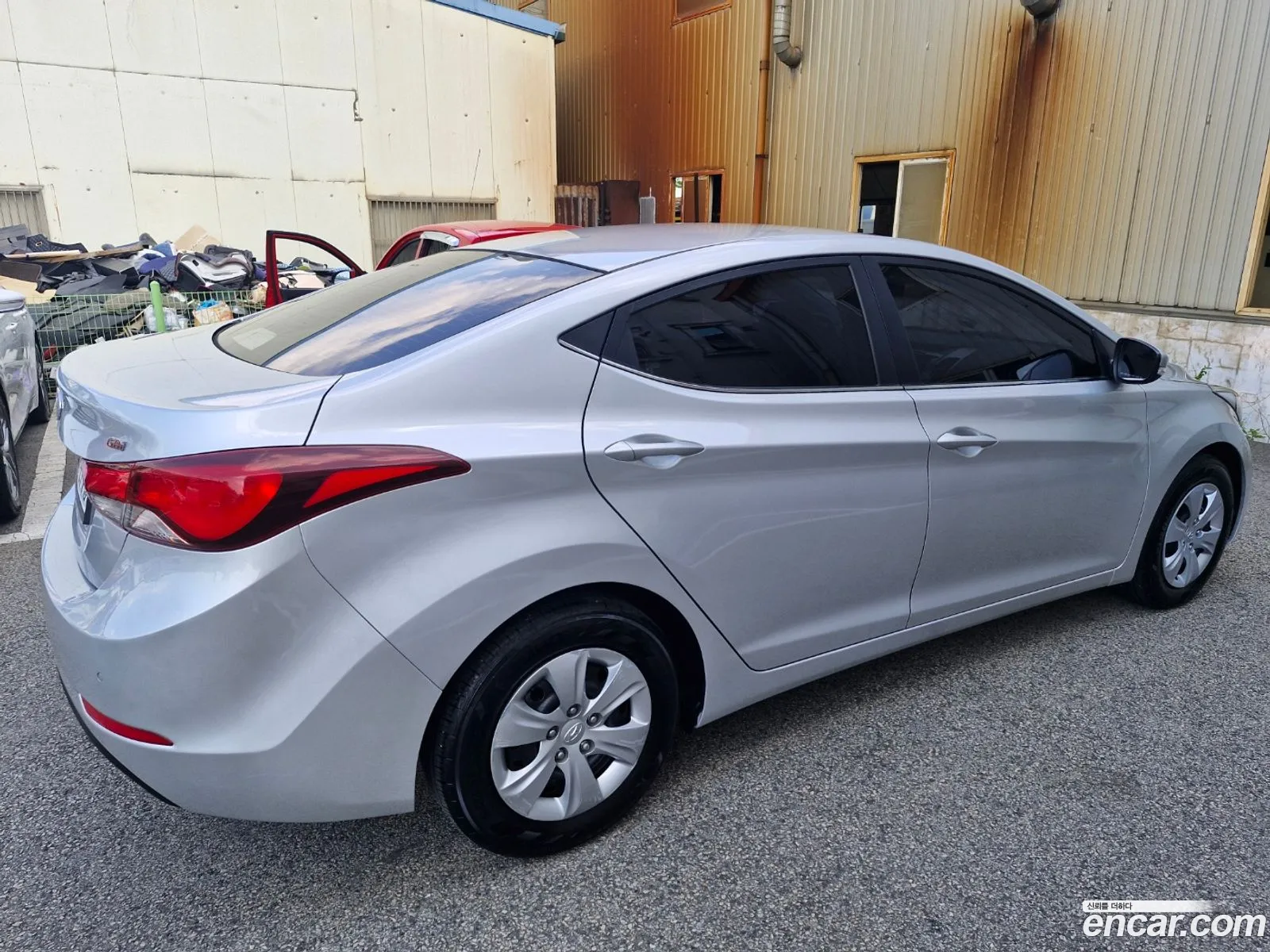 Hyundai Avante 16 Gdi Style 2016 - фотография 19735214