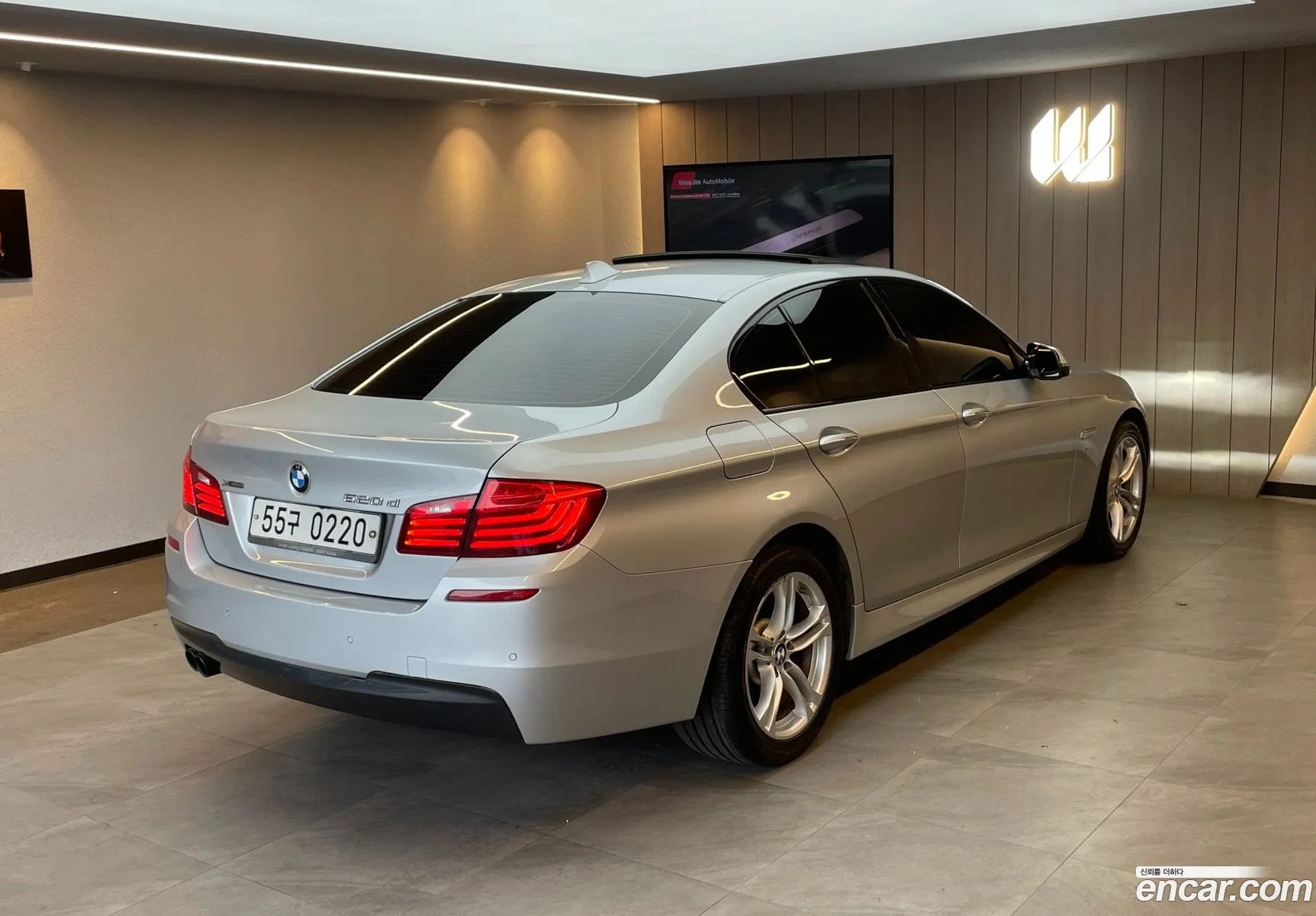BMW 5 Series F10 520D xDrive M Aerodynamics - фотография 1022862