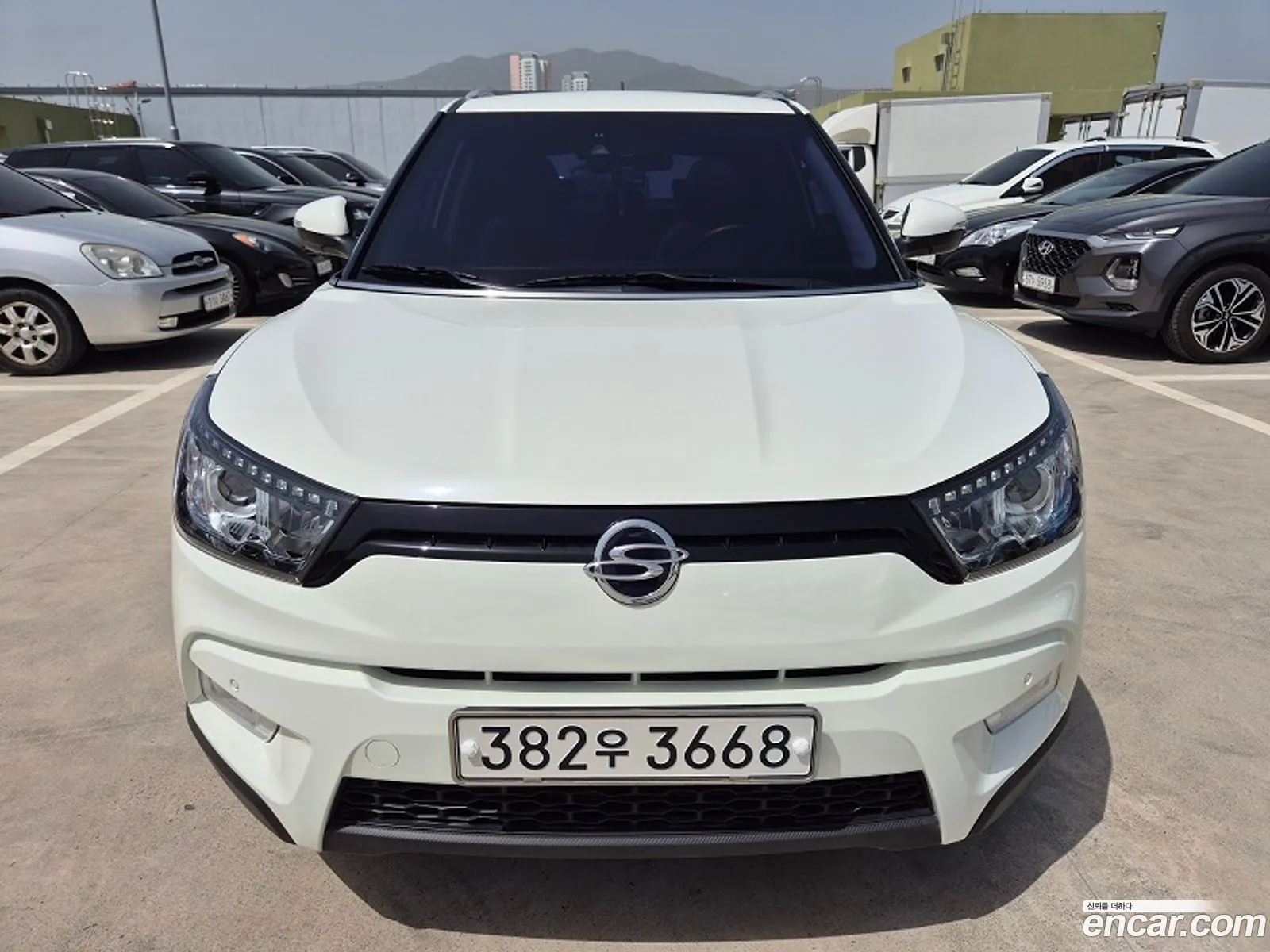 Ssangyong Tivoli Tivoli Lx 4Wd 2017 - фотография 17429879