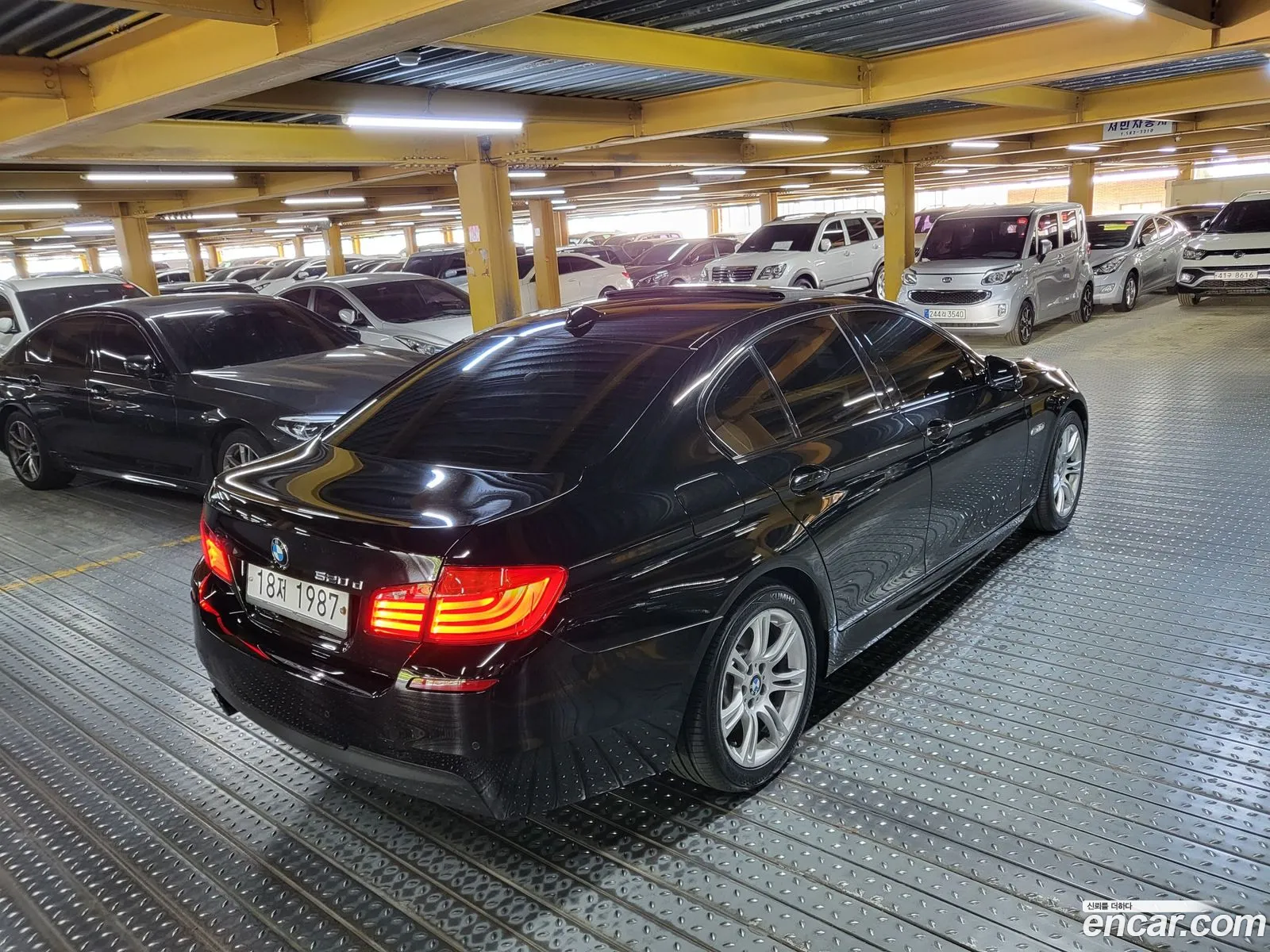 BMW 5Er Vi F10F11F07 520D M Sports 2013 - фотография 119097